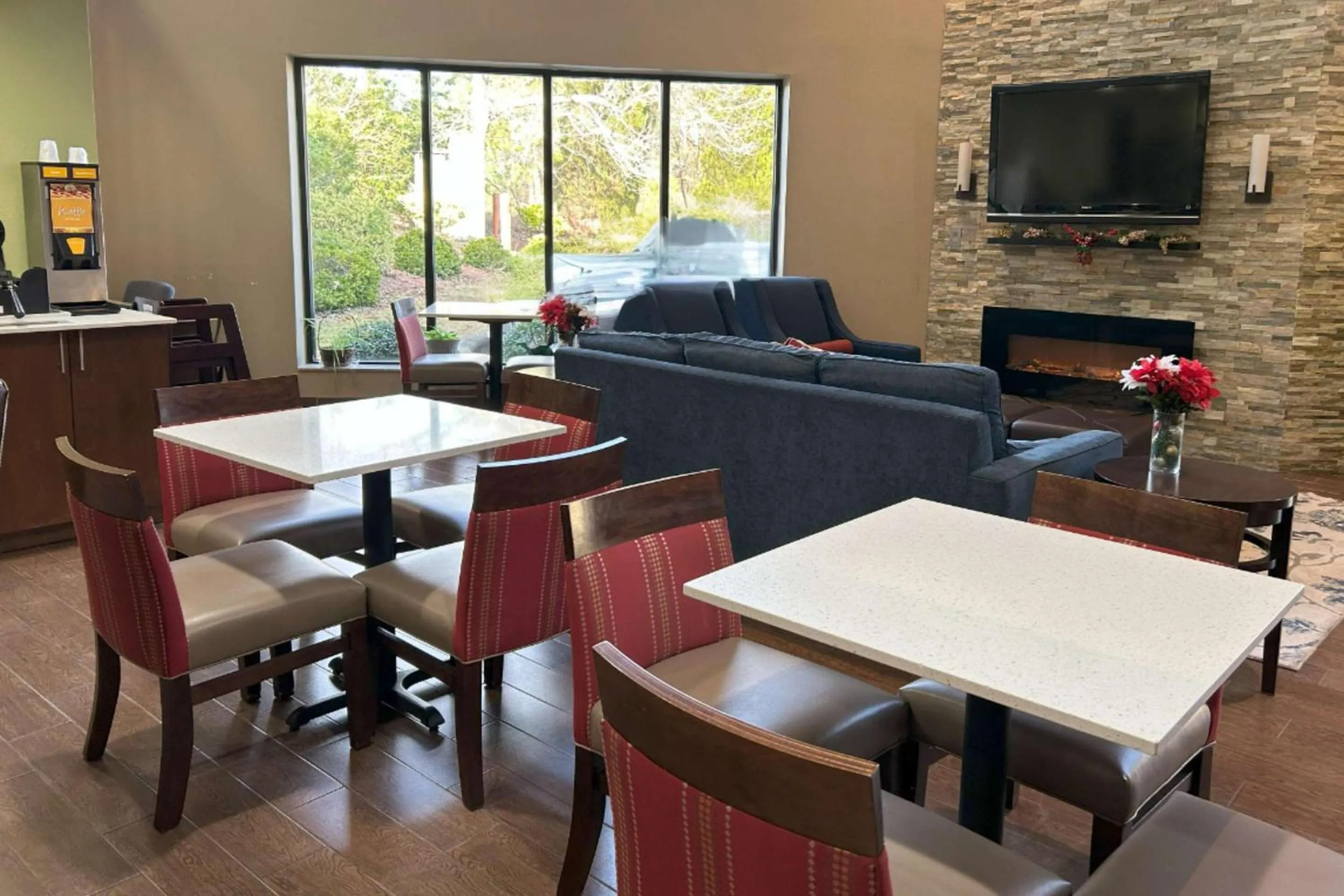 Lobby or reception in Quality Inn & Suites Tarboro - Kingsboro