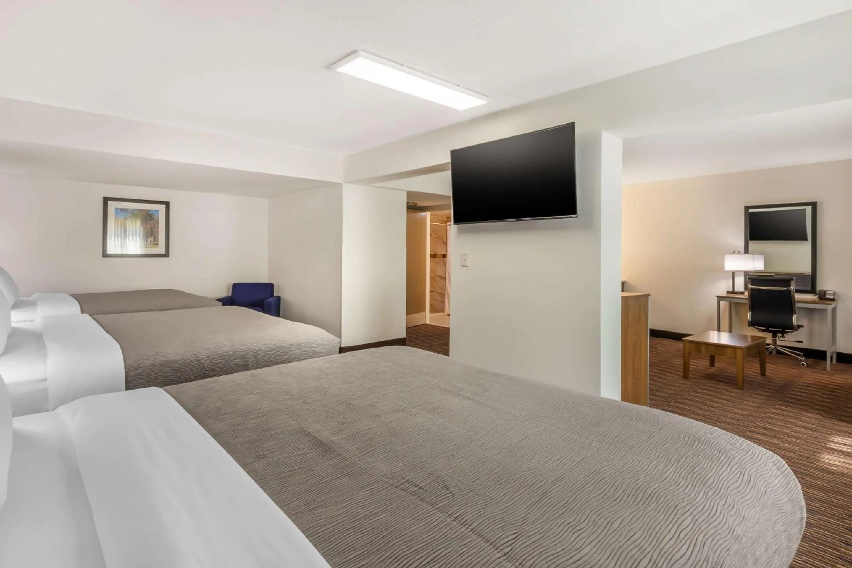 Bedroom, Bed in Quality Inn Asheboro South