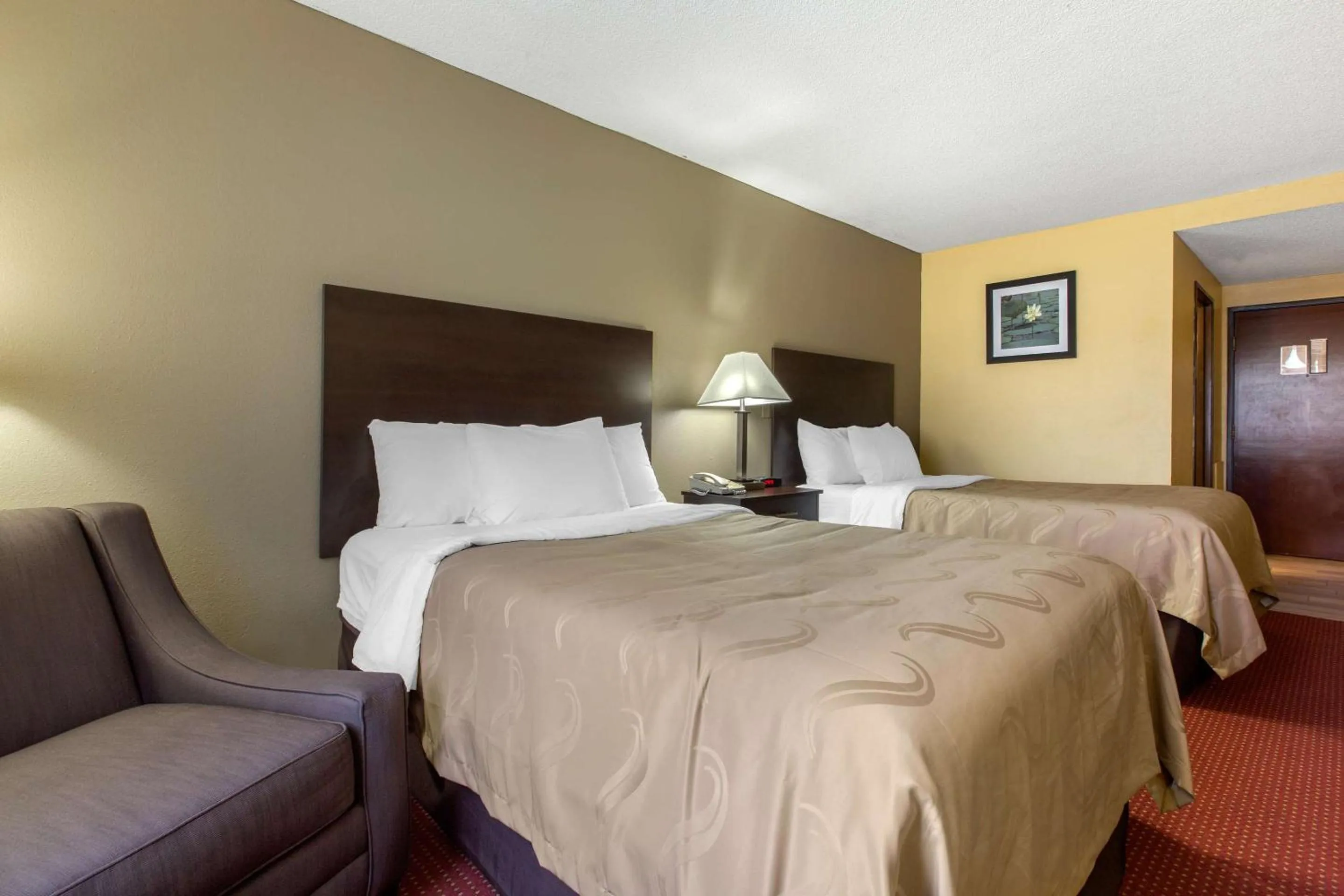 Bedroom, Bed in Quality Inn Williamston