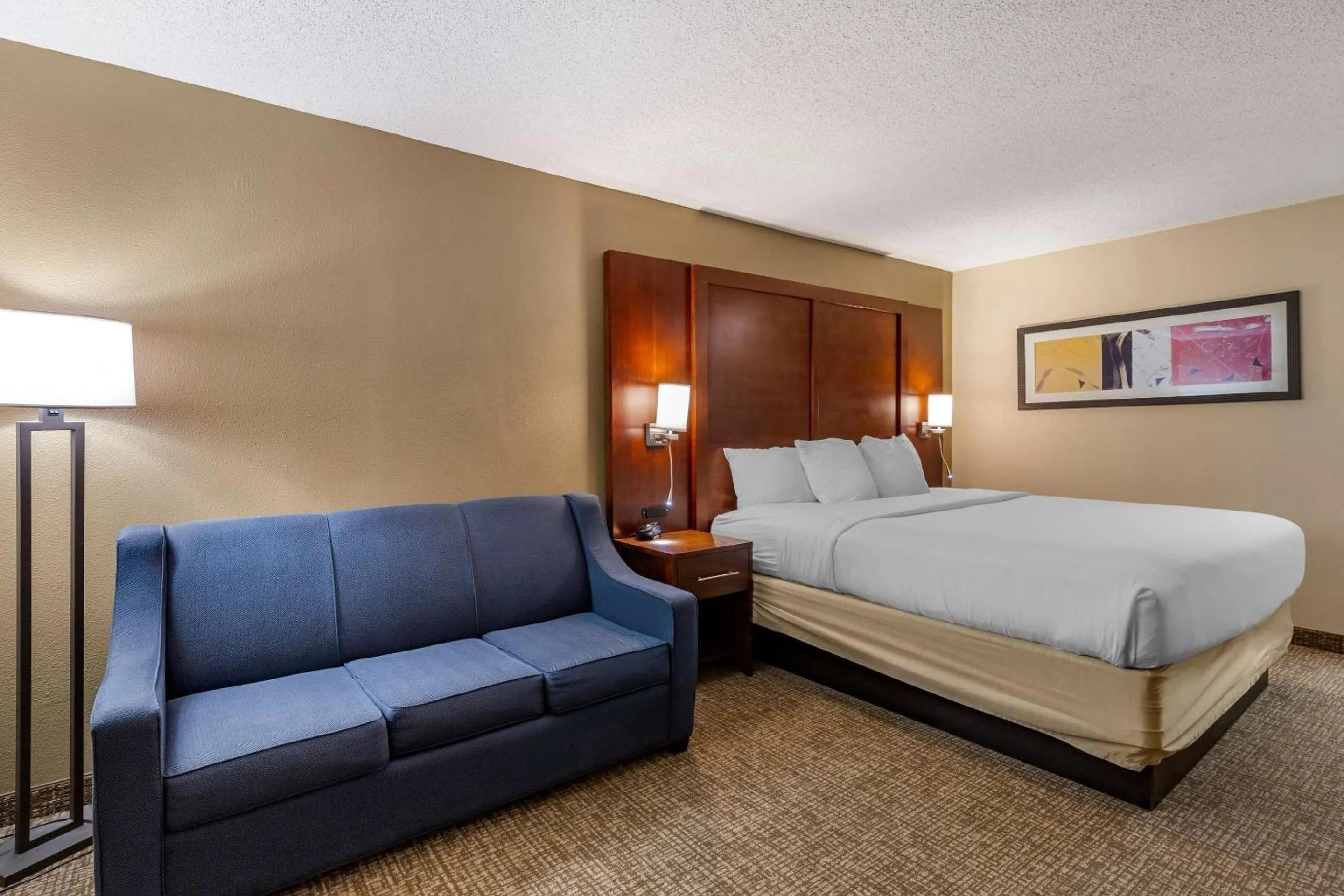 Bedroom, Bed in Comfort Inn Laurinburg