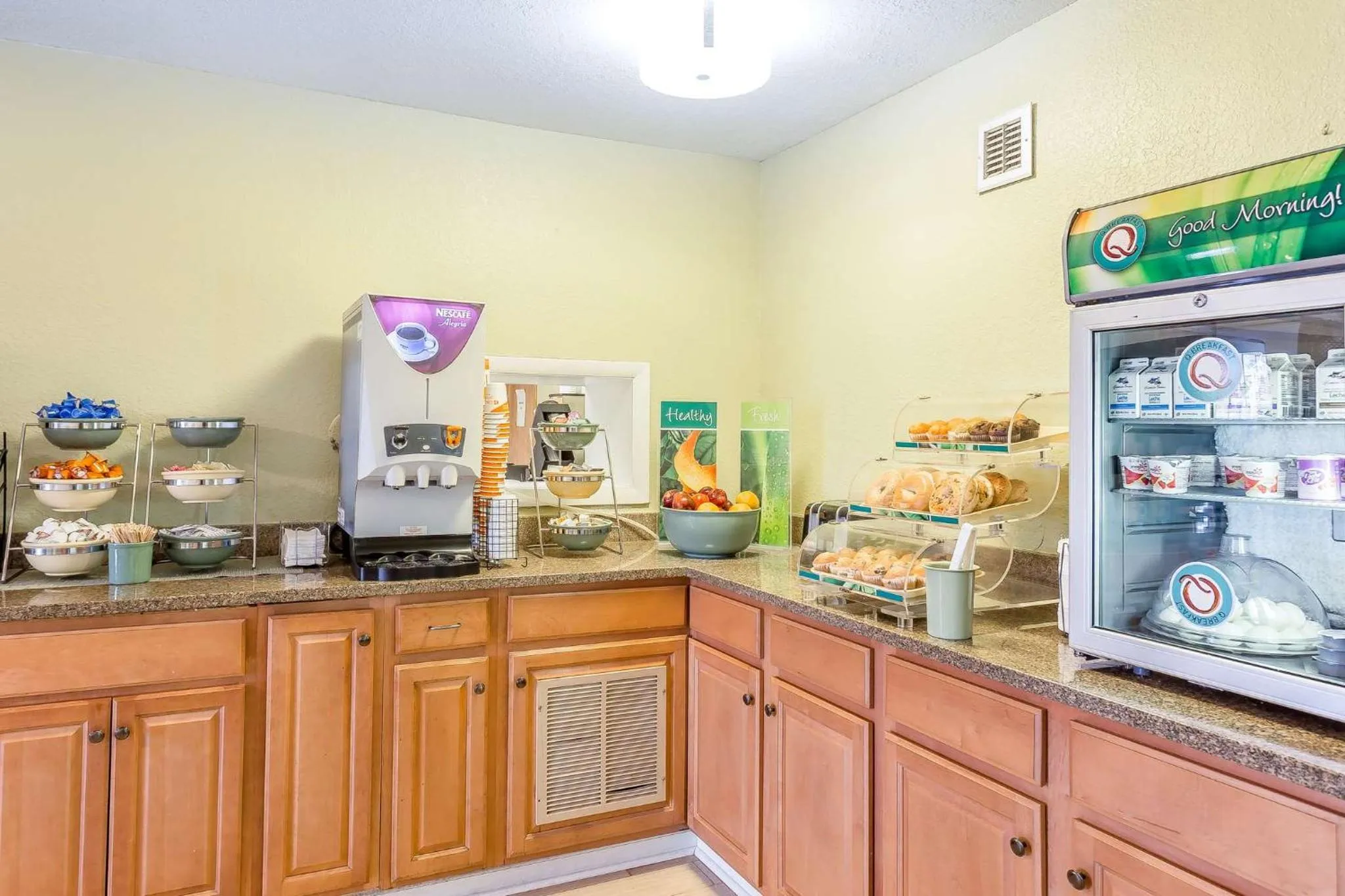 Breakfast in Quality Inn Carolina Oceanfront