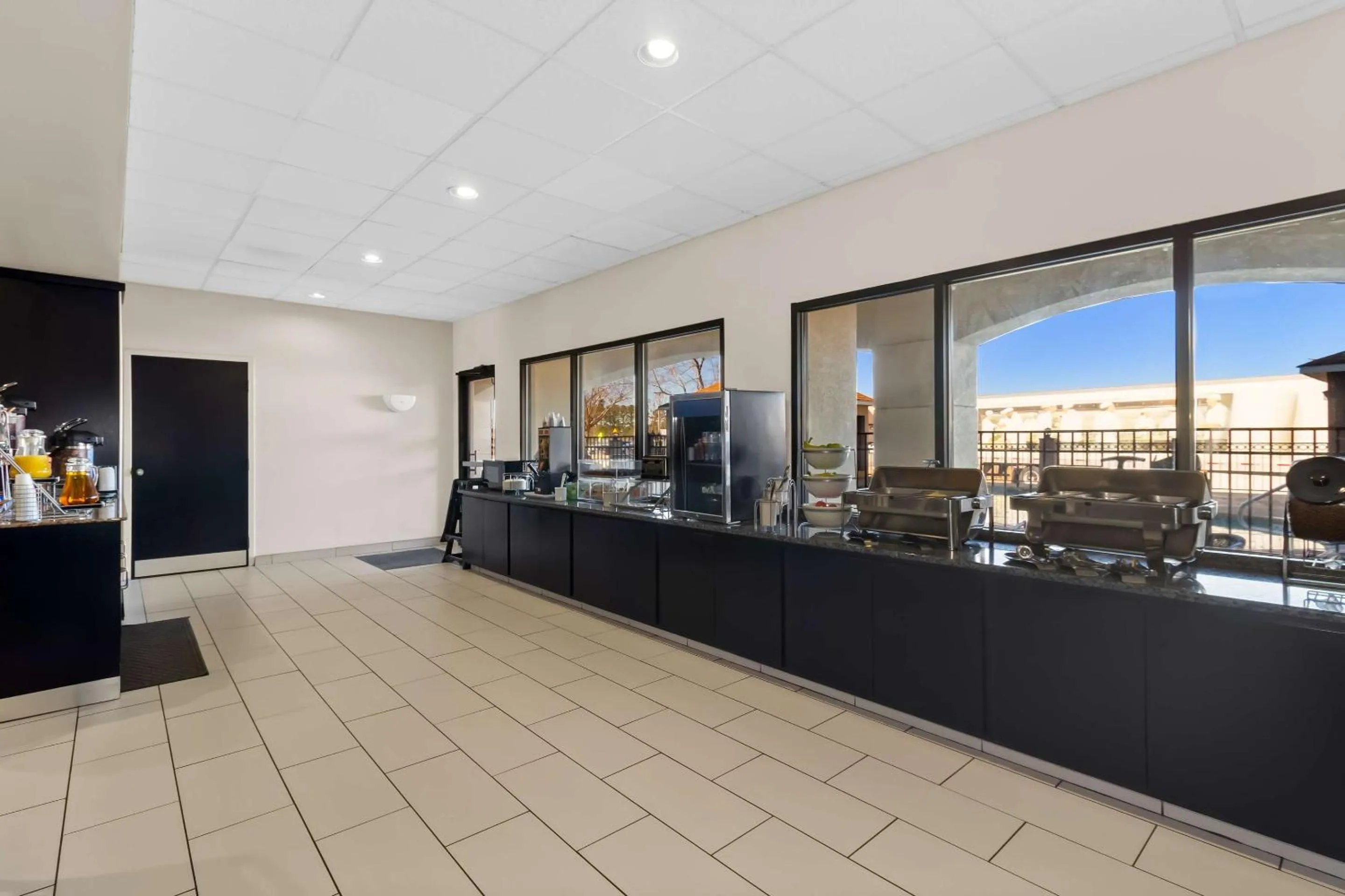 Breakfast in Comfort Suites Lumberton North