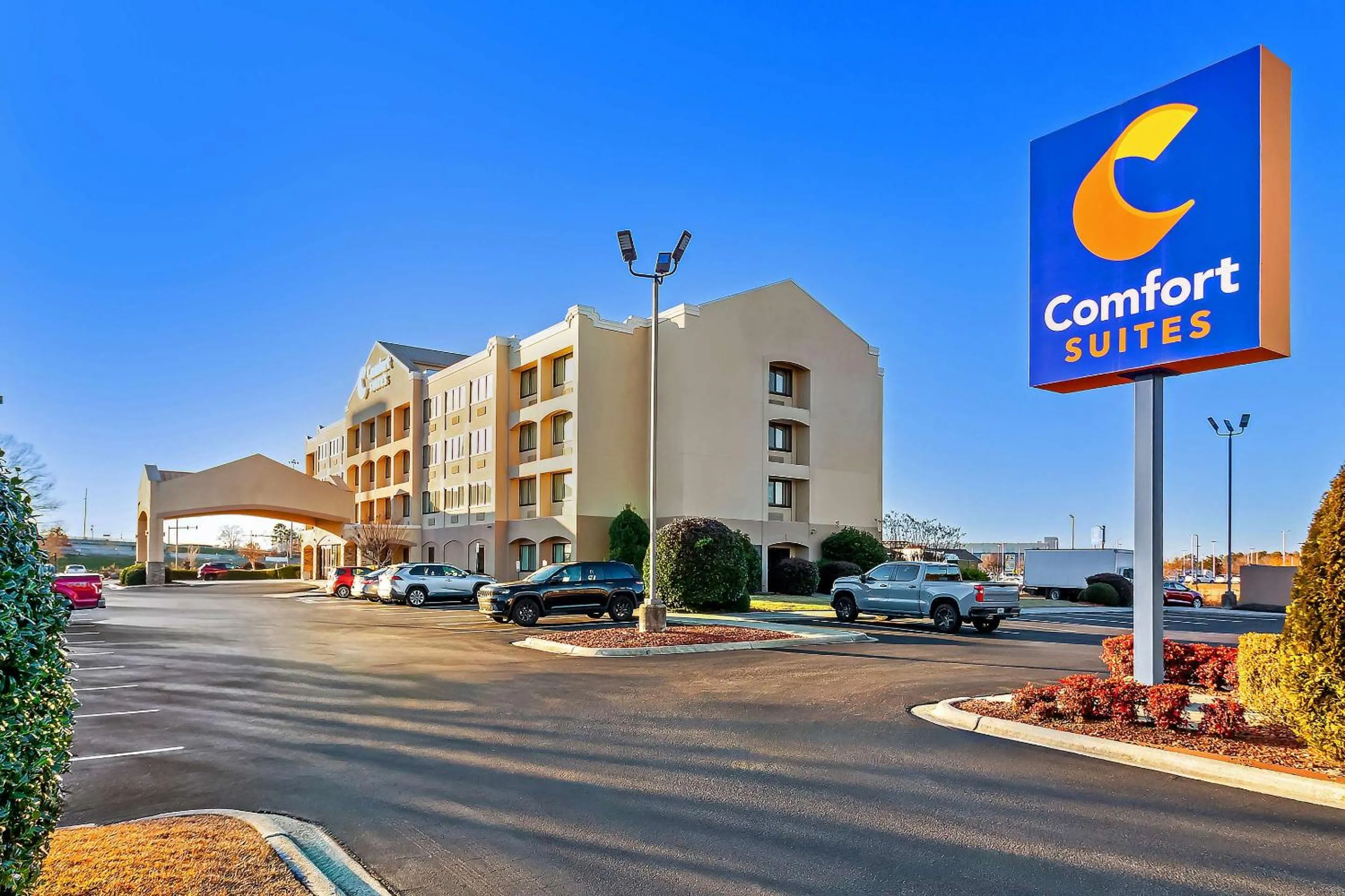 Property building in Comfort Suites Lumberton North