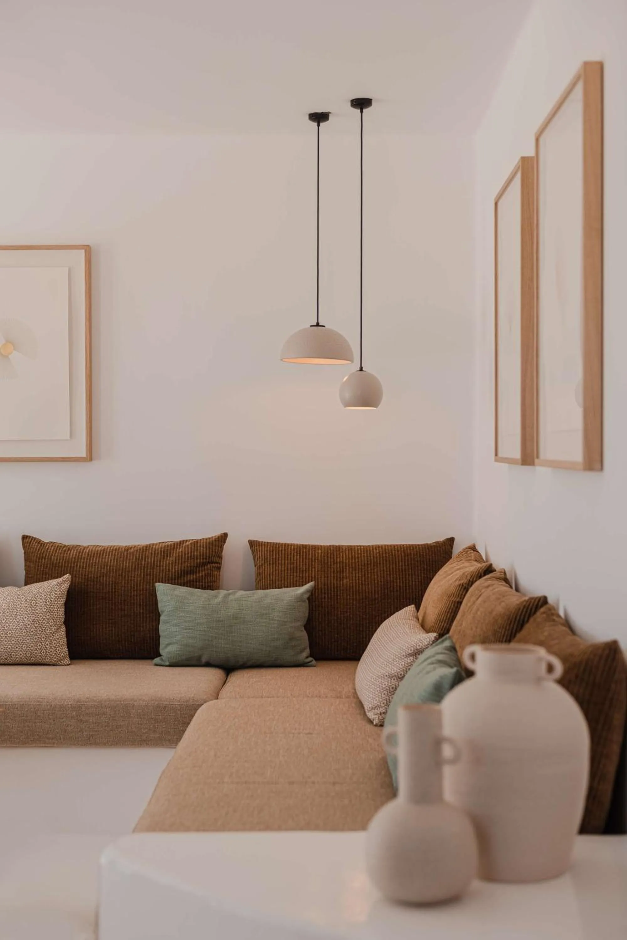 Photo of the whole room in Nobu Hotel Santorini