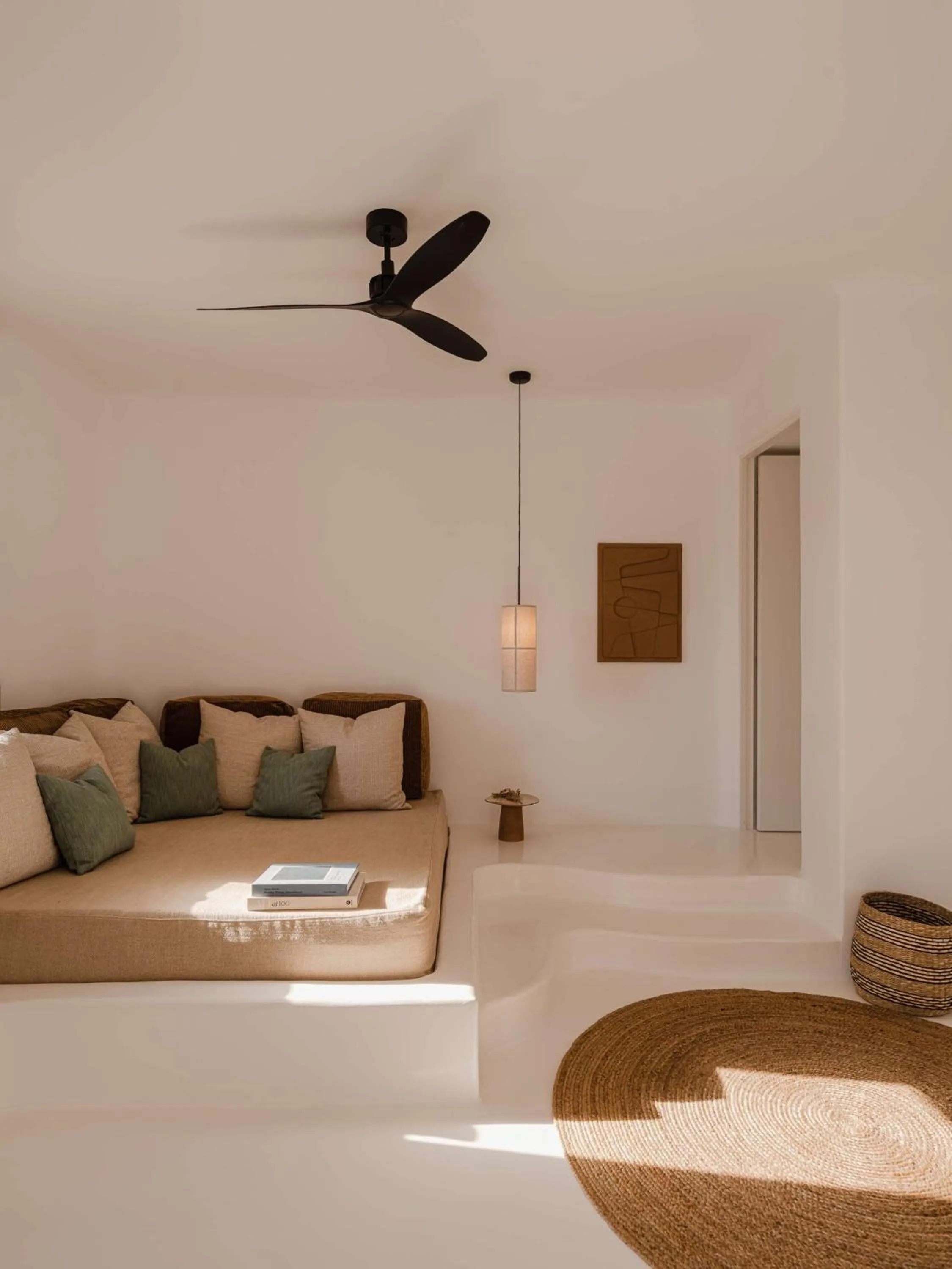 Bed in Nobu Hotel Santorini