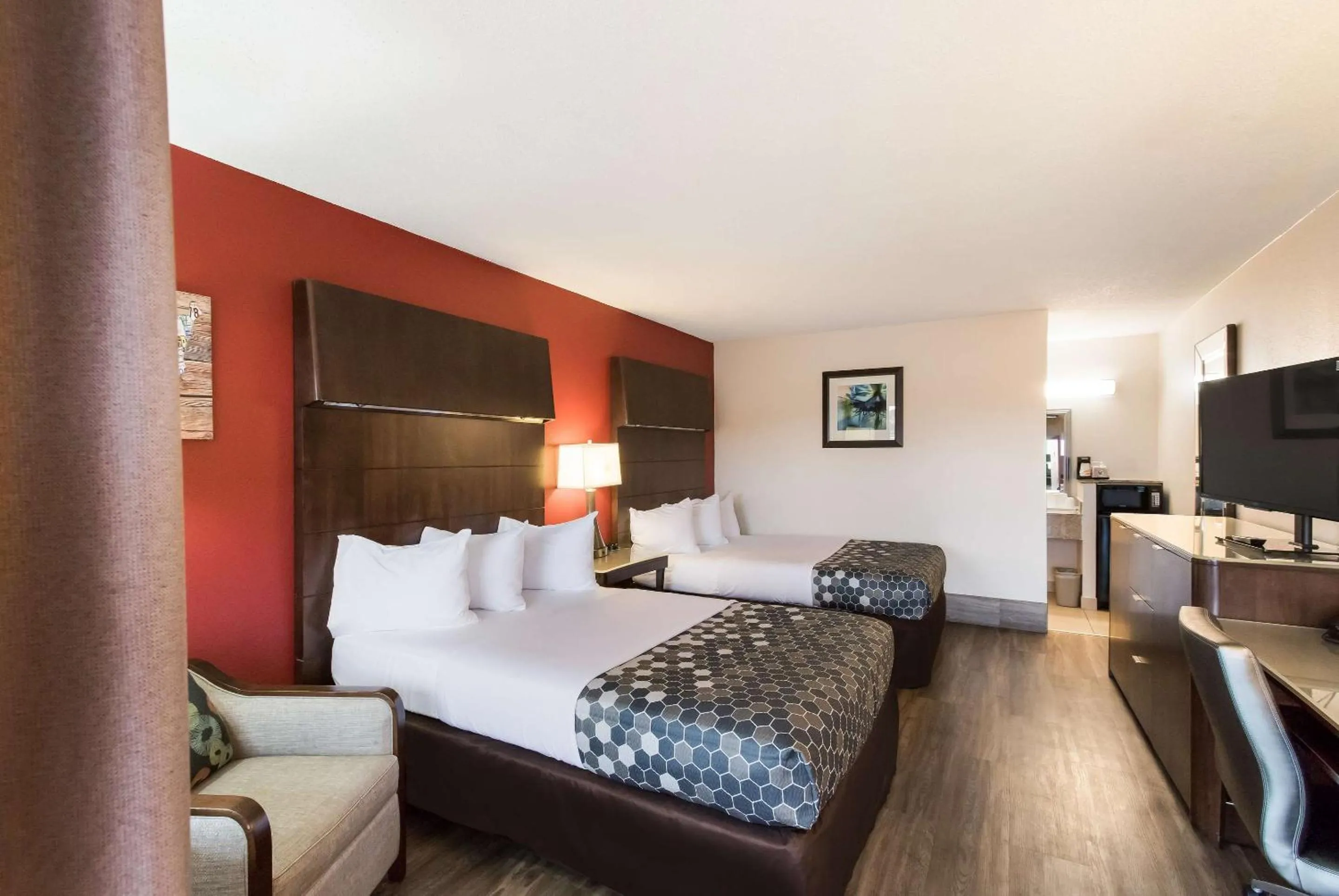 Bedroom, Bed in Econo Lodge Washington NC North