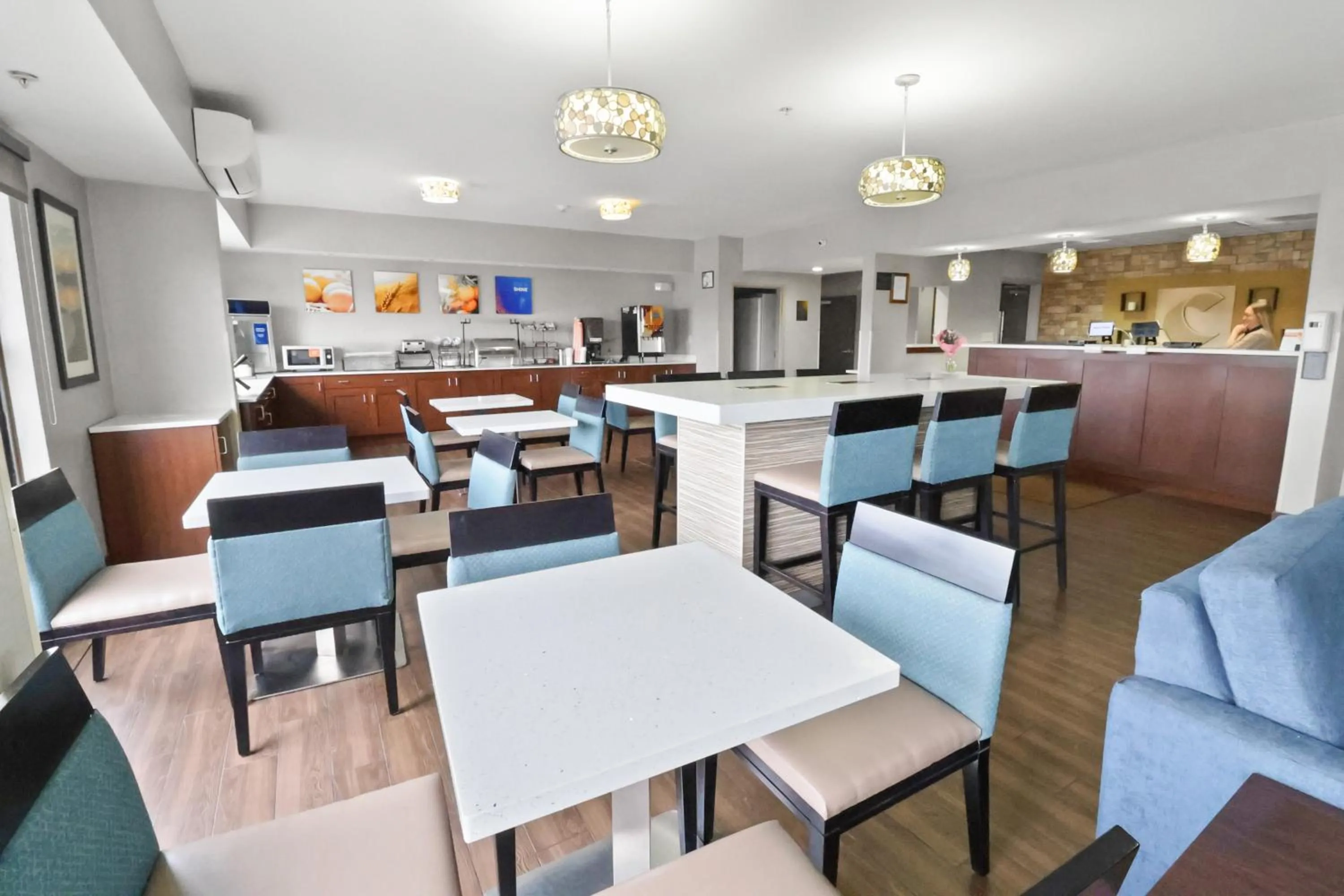 Breakfast in Comfort Inn Dunn near I-95