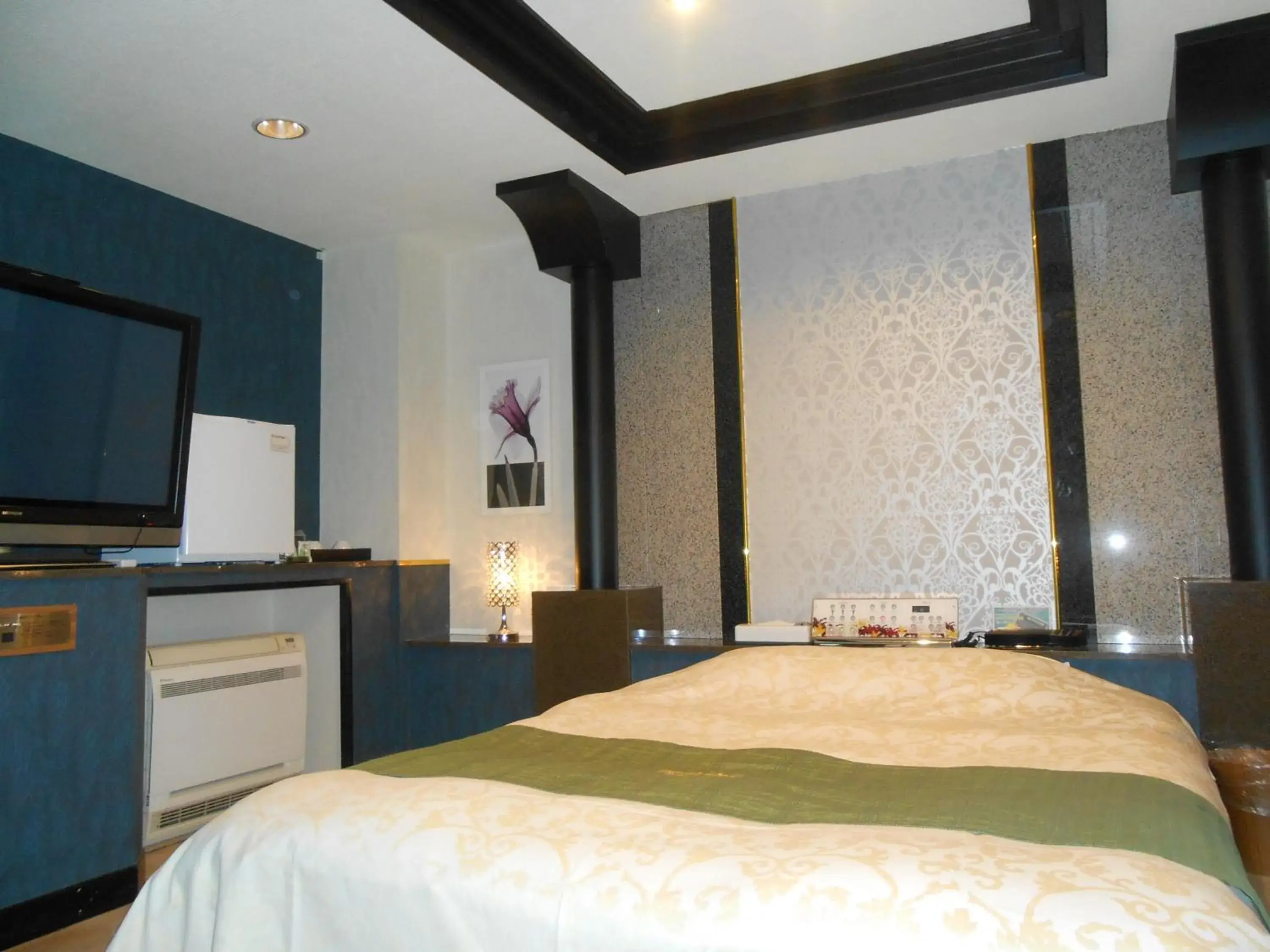 Standard King Room in Hotel Regina Standard King Room in Hotel Regina