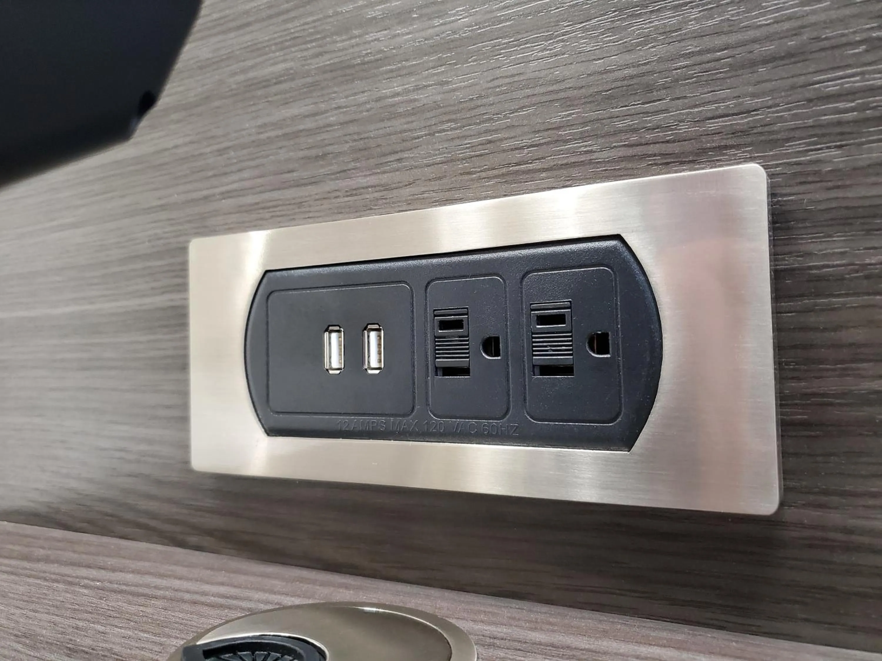 Living room in Comfort Suites Northlake