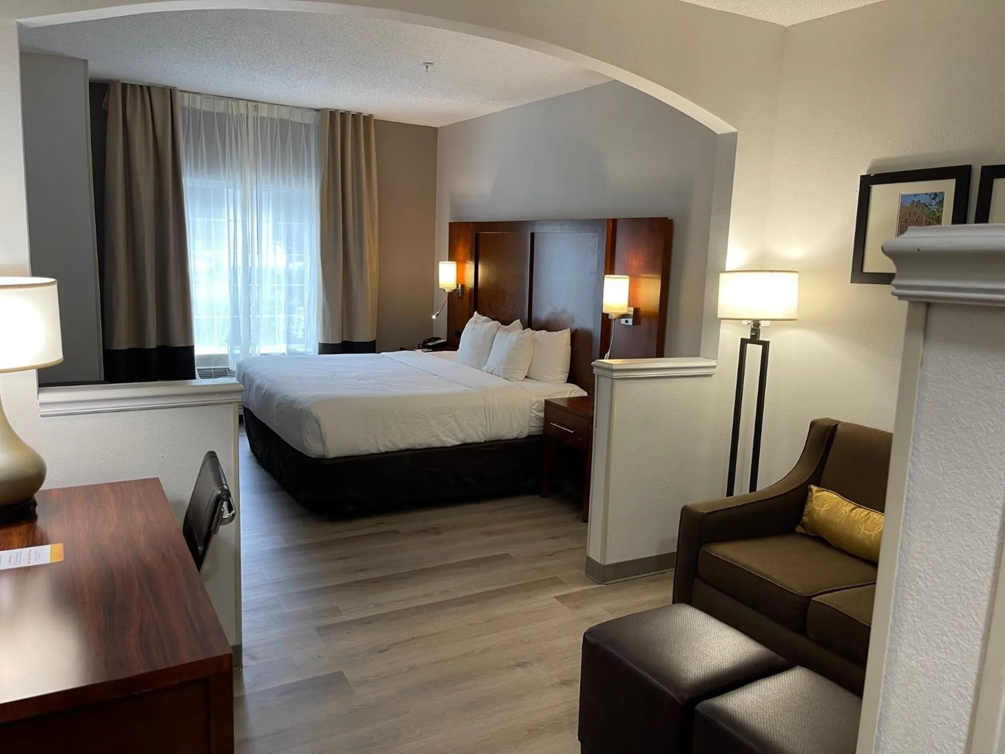 Bed in Comfort Suites Salisbury I-85