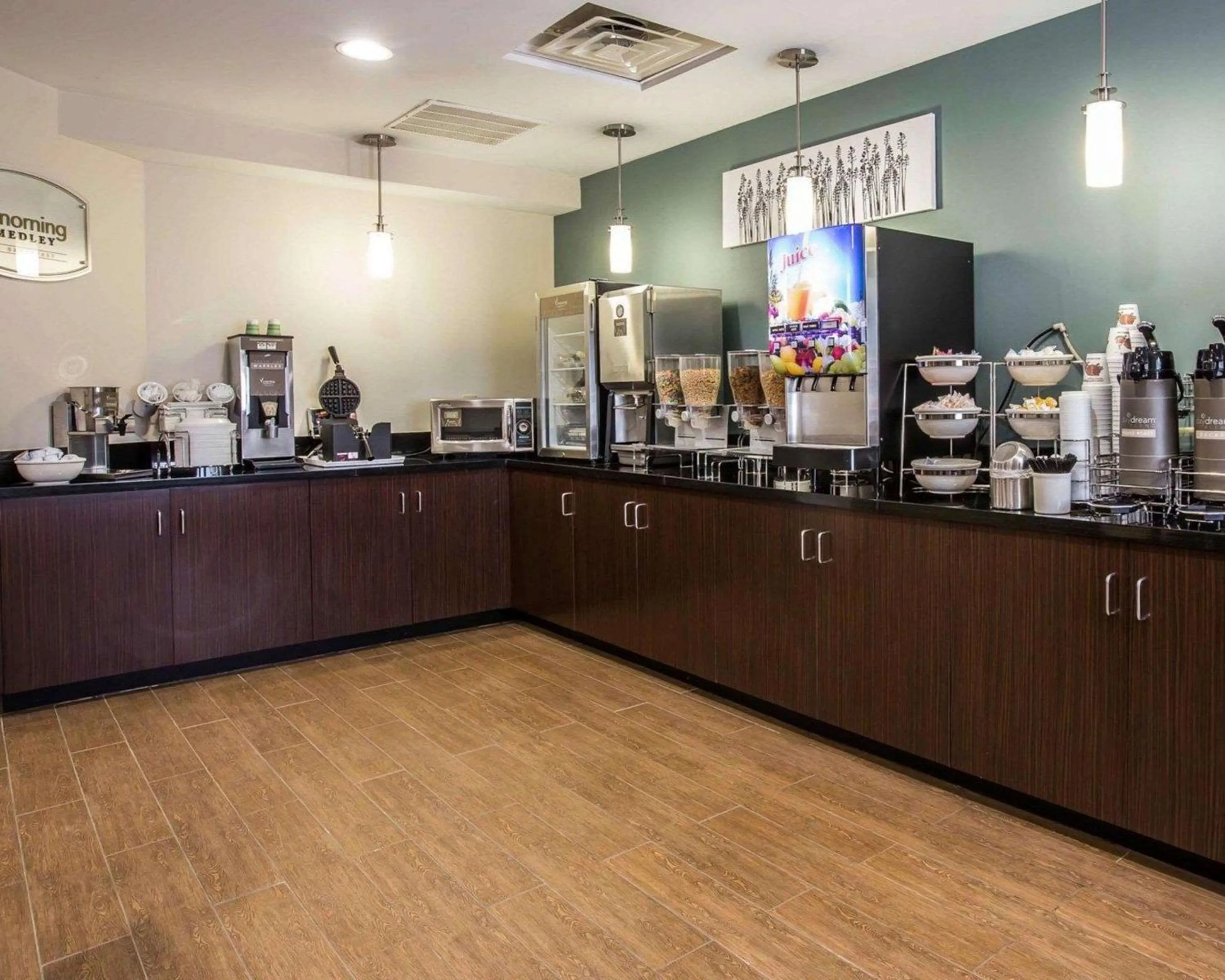 Breakfast in Sleep Inn Greensboro Airport