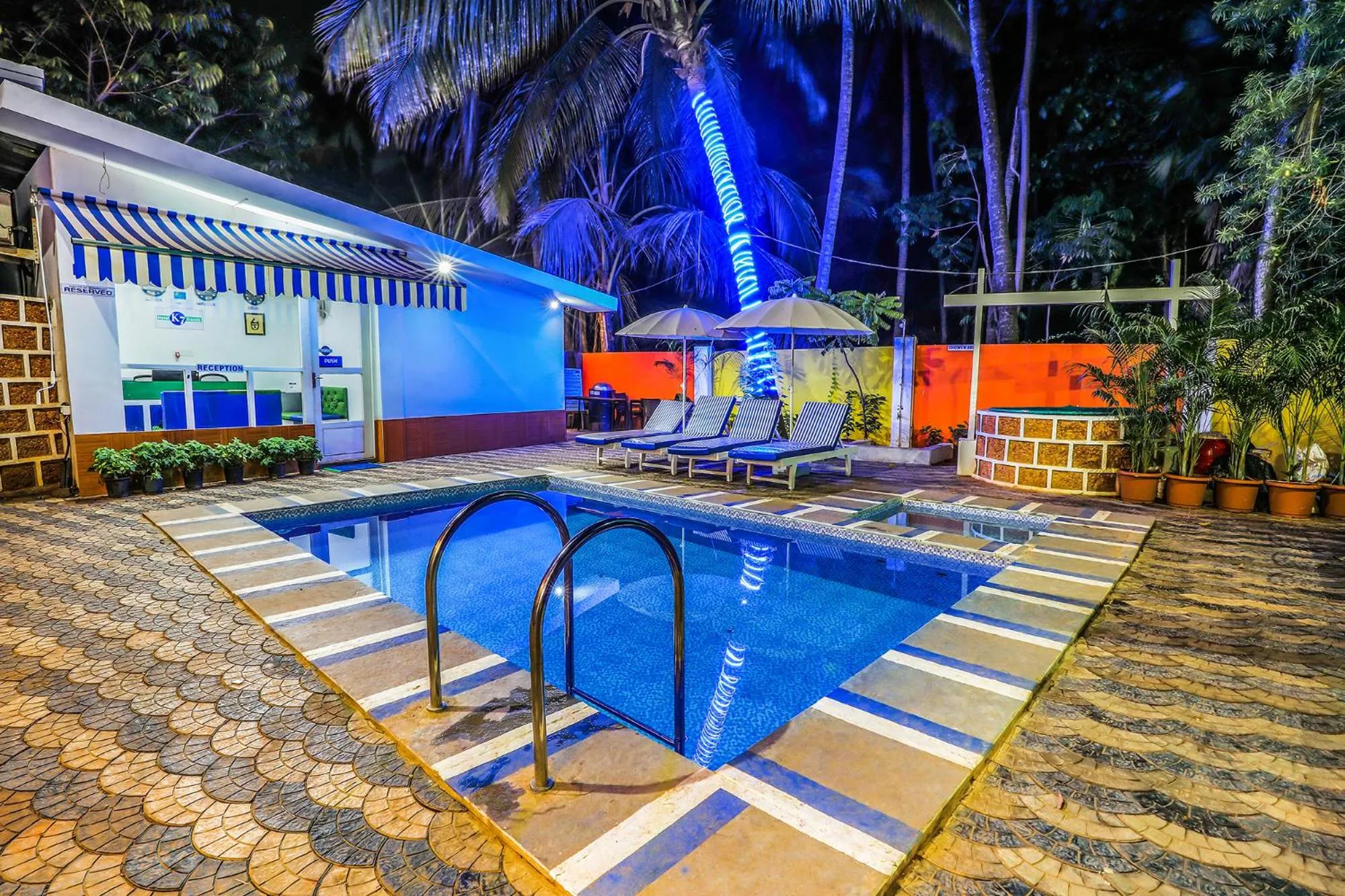 Swimming pool in FabHotel K7 Trends With Pool, Calangute Beach