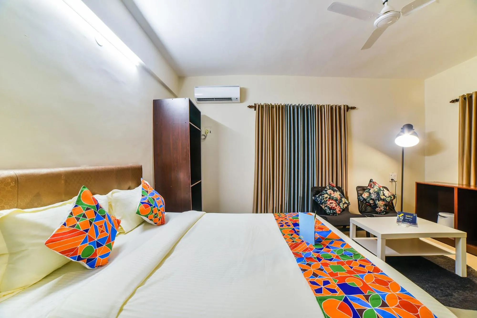 TV and multimedia, Bed in FabHotel K7 Trends With Pool, Calangute Beach