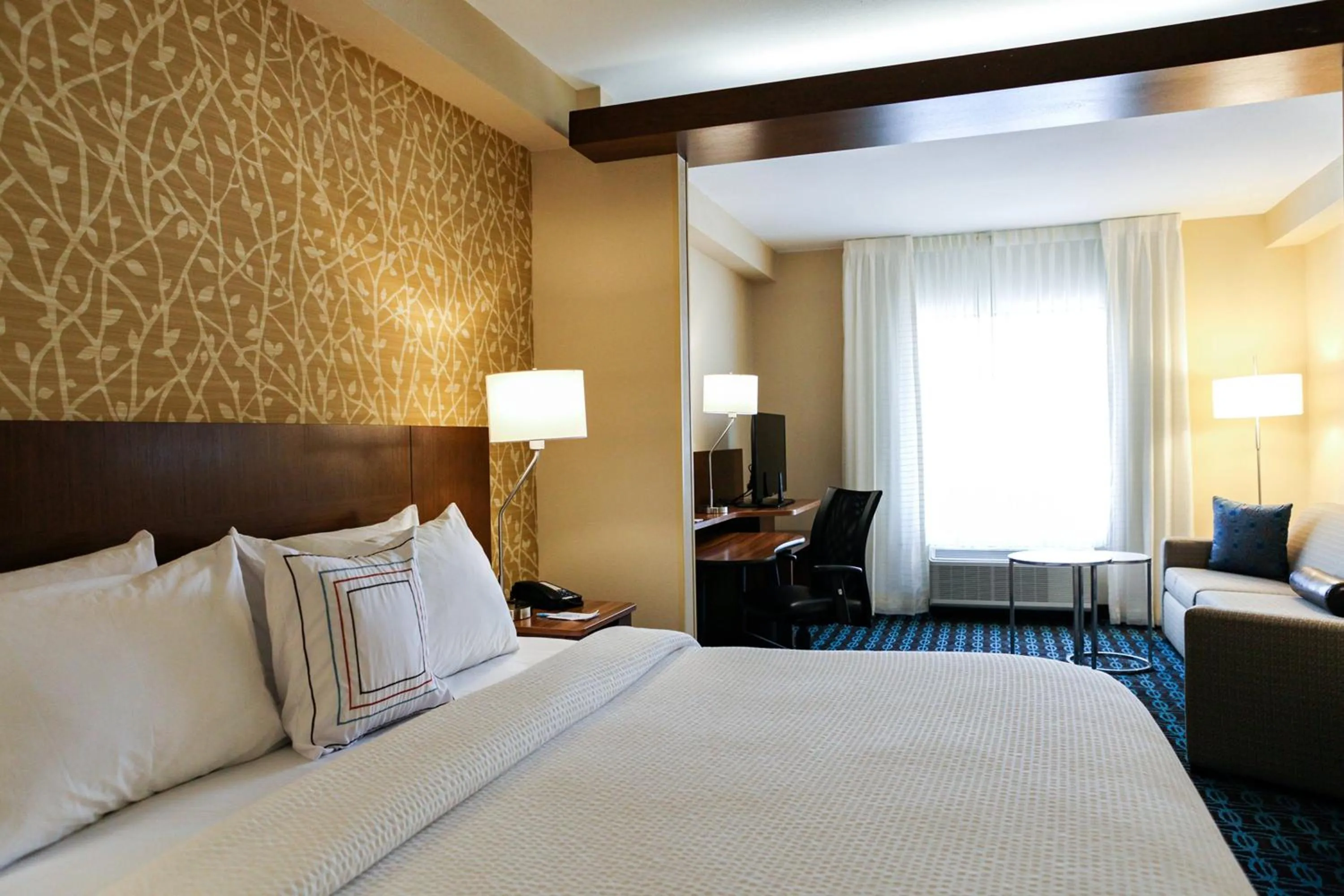 Photo of the whole room, Bed in Fairfield Inn & Suites by Marriott - Rockingham, NC