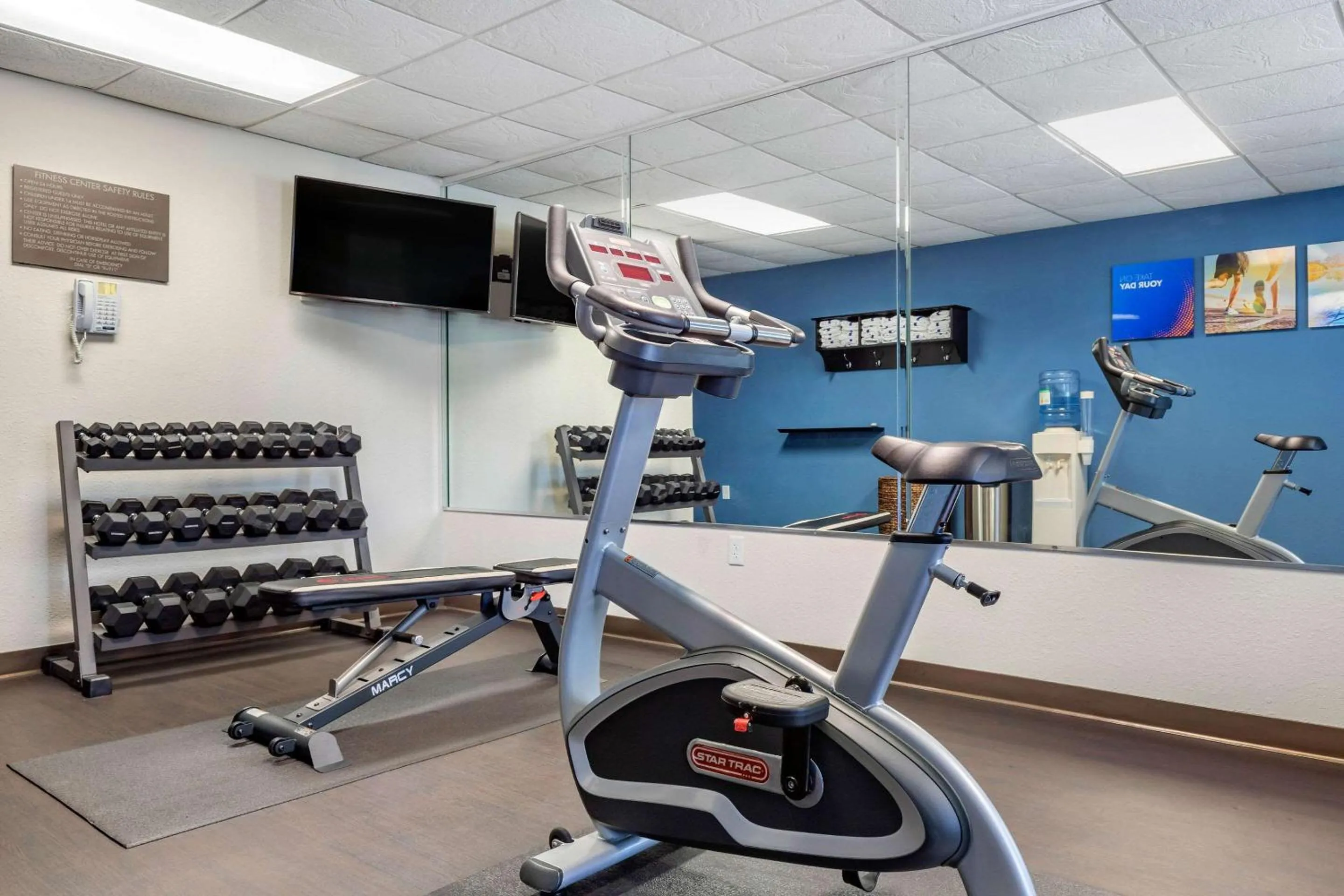 Fitness centre/facilities in Comfort Suites Southport - Oak Island
