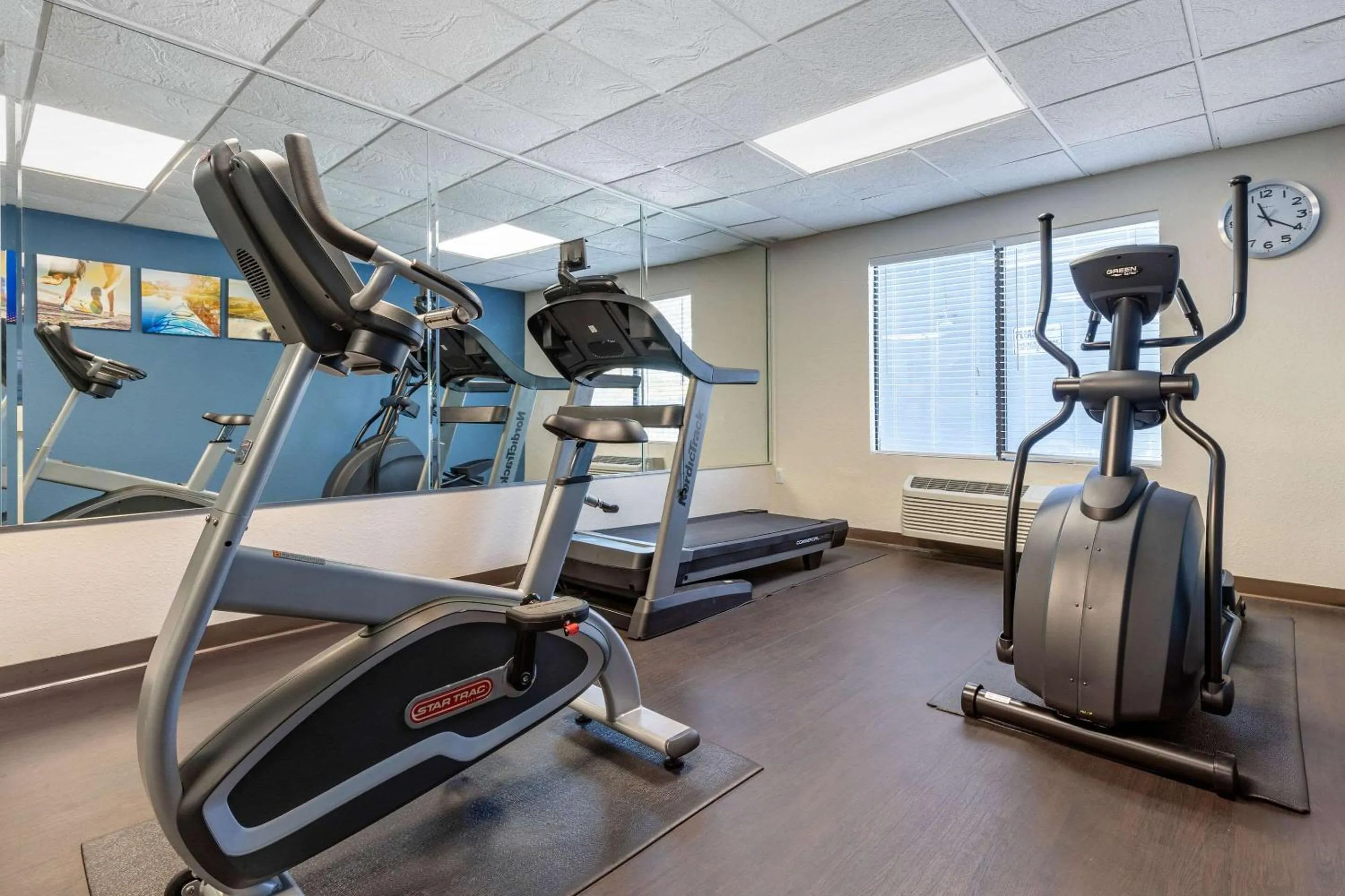 Fitness centre/facilities in Comfort Suites Southport - Oak Island
