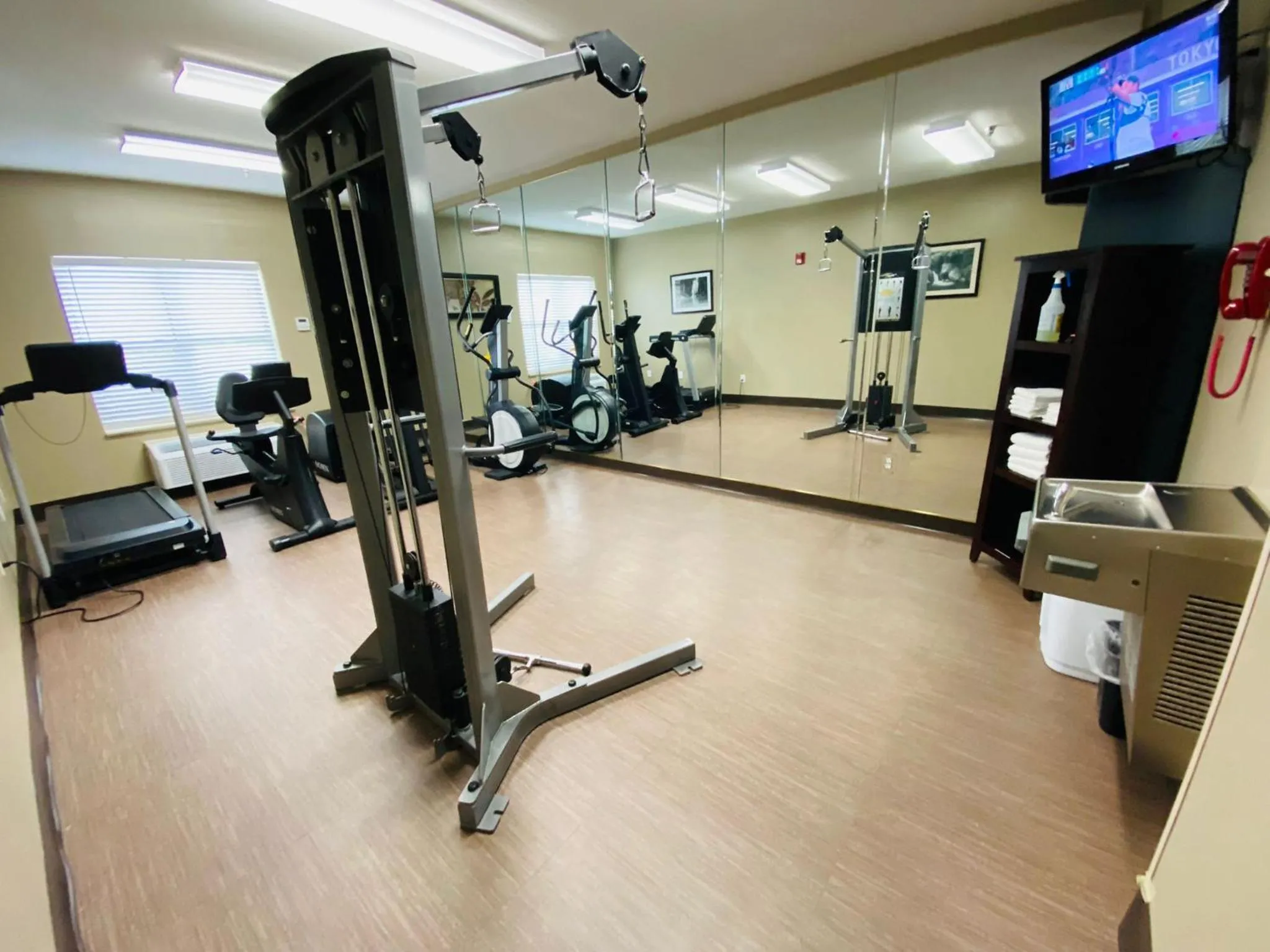 Fitness centre/facilities in Sleep Inn & Suites Jacksonville near Camp Lejeune
