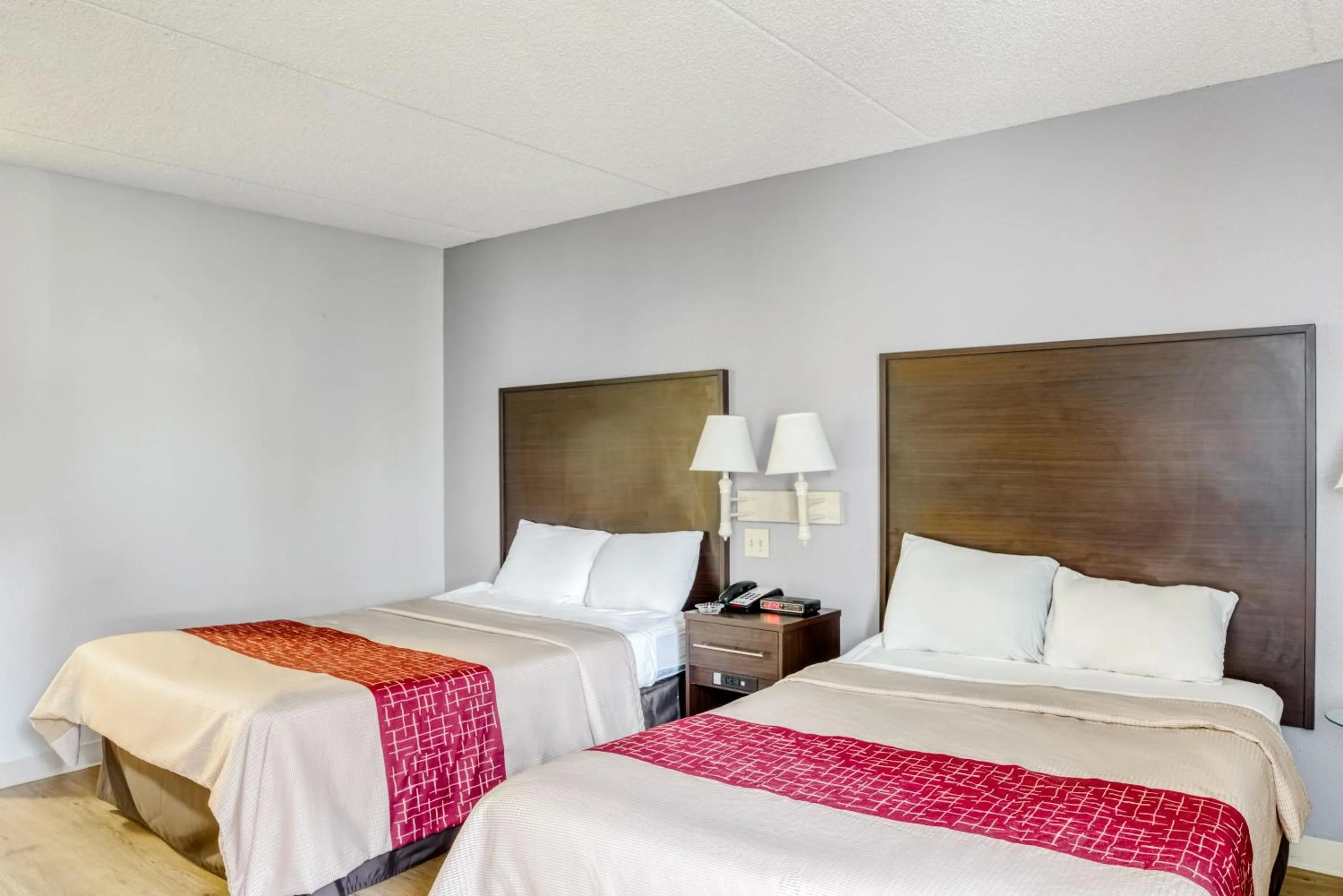 Bedroom in OYO Hotel Burlington South