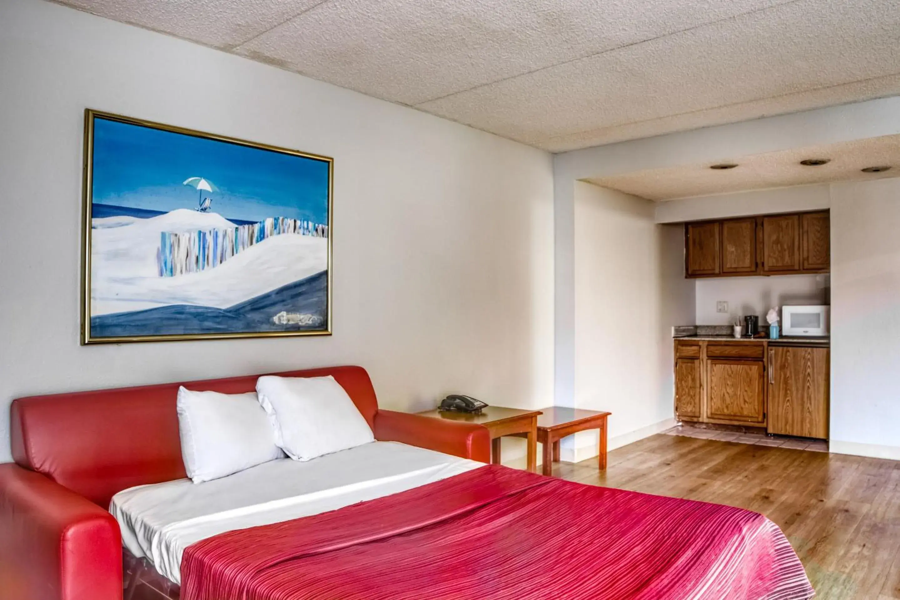 King Room - Disability Access in OYO Hotel Burlington South King Room - Disability Access in OYO Hotel Burlington South