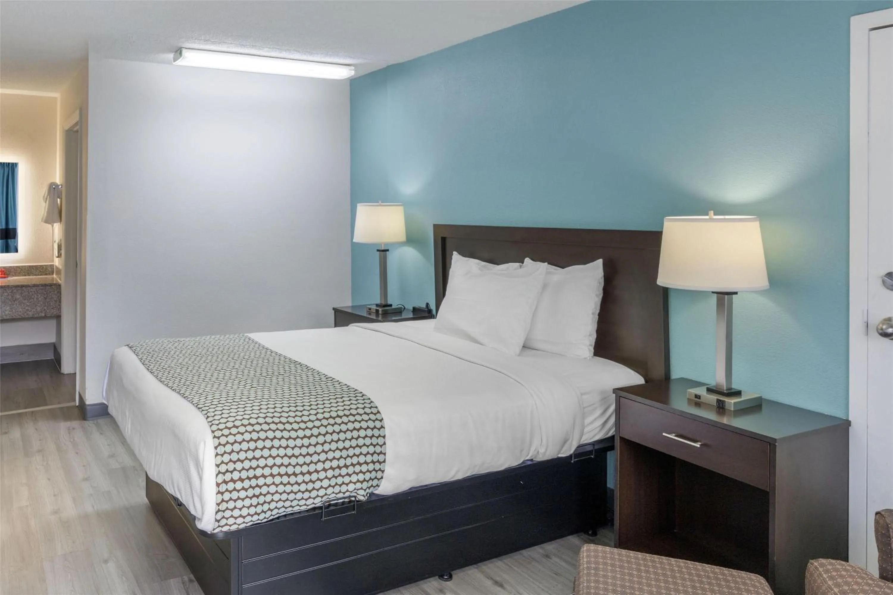 Bedroom, Bed in SureStay Plus Hotel by Best Western Asheboro