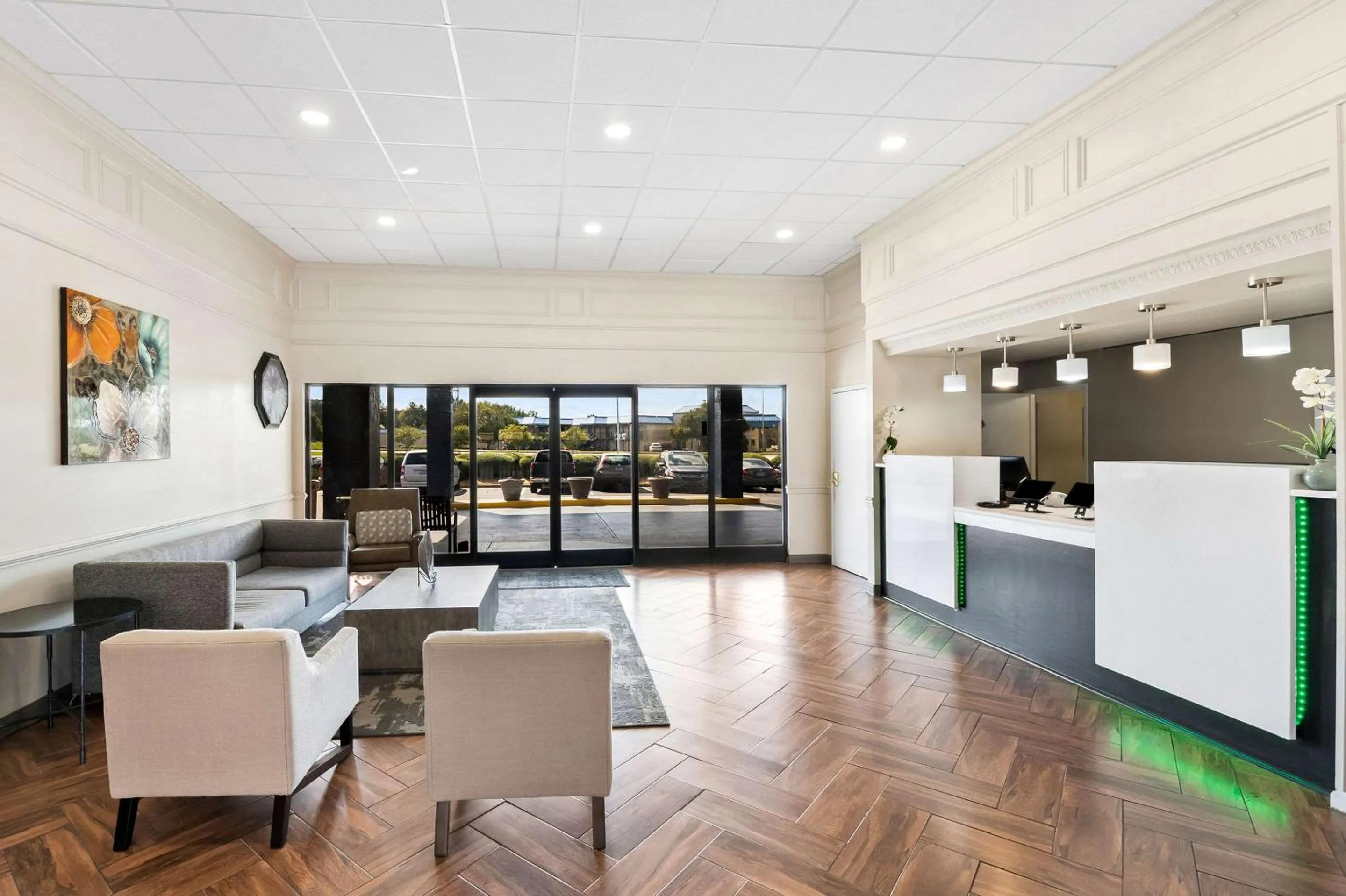 Lobby or reception in SureStay Plus Hotel by Best Western Fayetteville