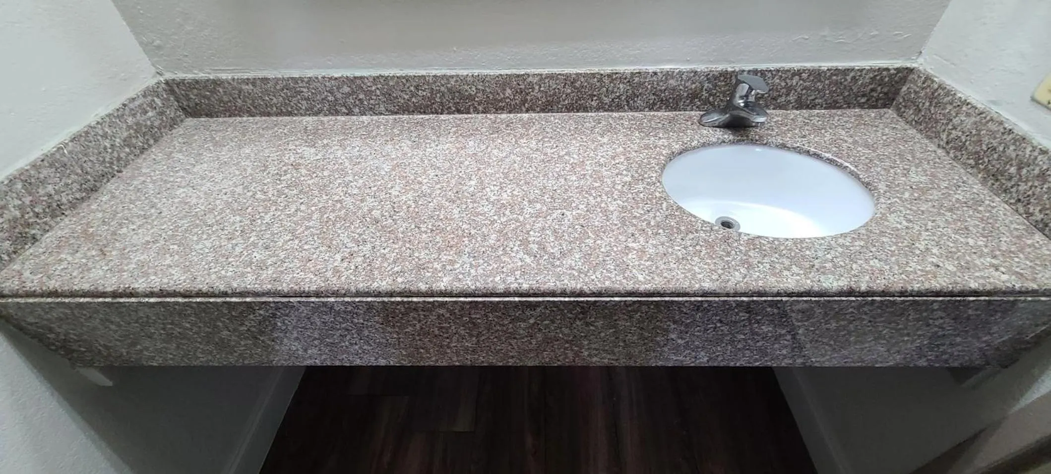 Bathroom in Econo Lodge Sanford NC