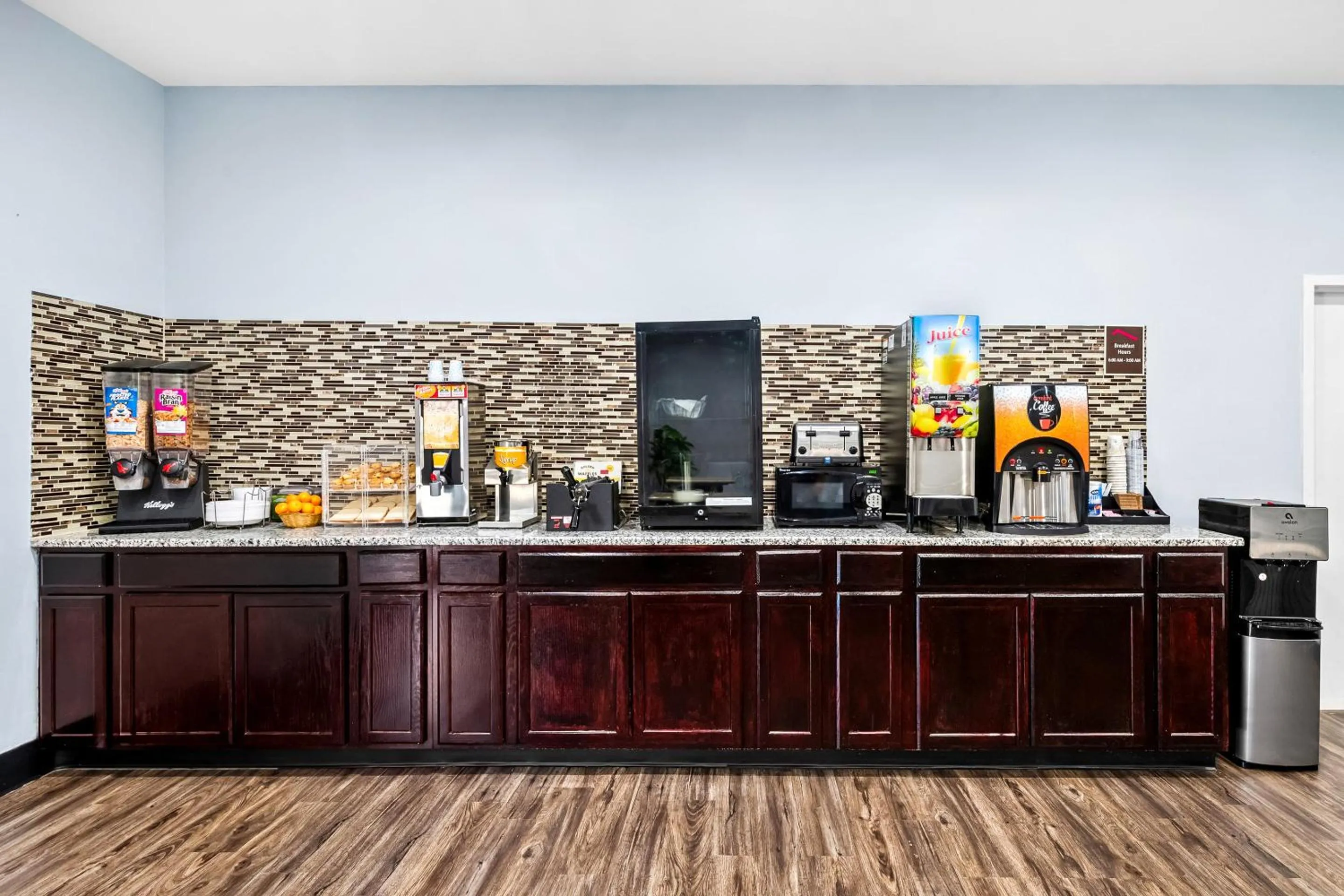 Breakfast in Red Roof Inn Sanford