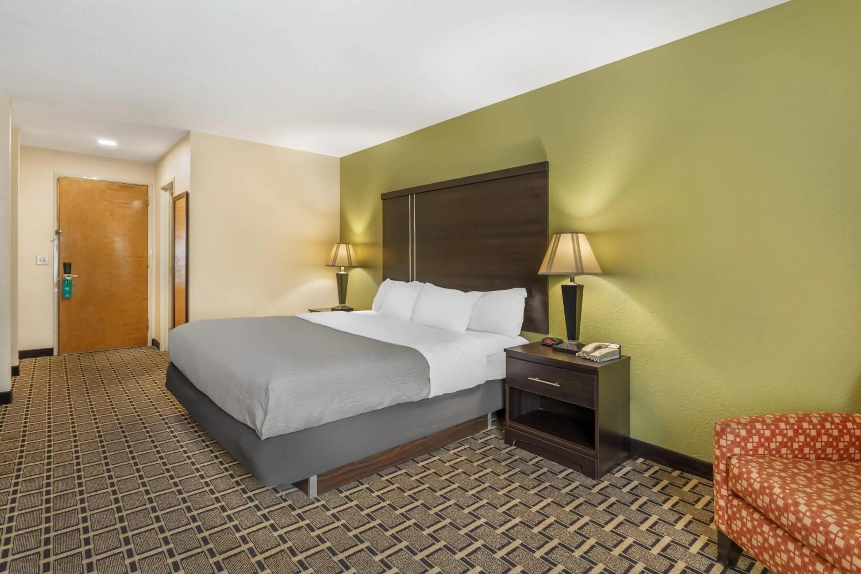 Bedroom, Bed in Quality Inn West of Asheville