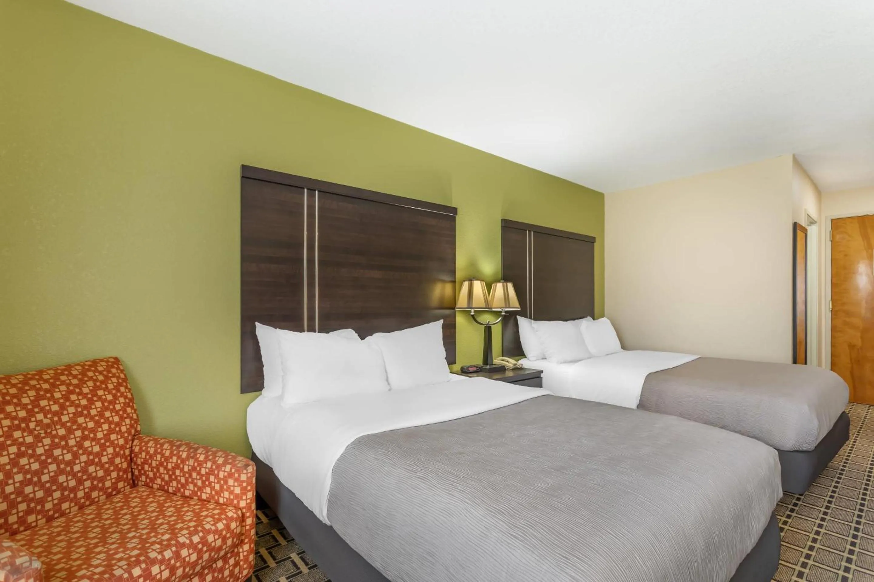 Bedroom, Bed in Quality Inn West of Asheville