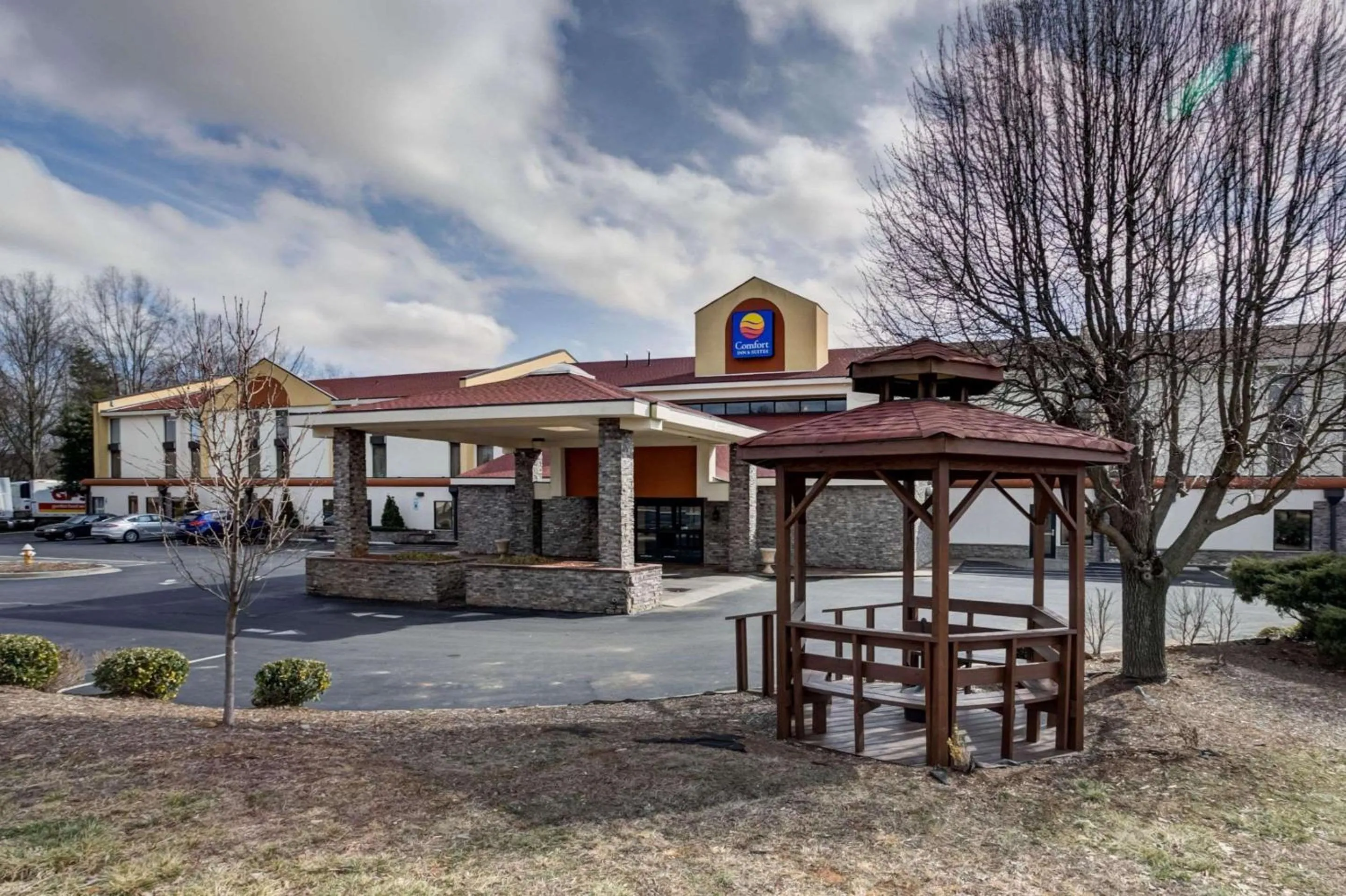 Property building in Comfort Inn & Suites Statesville - Mooresville