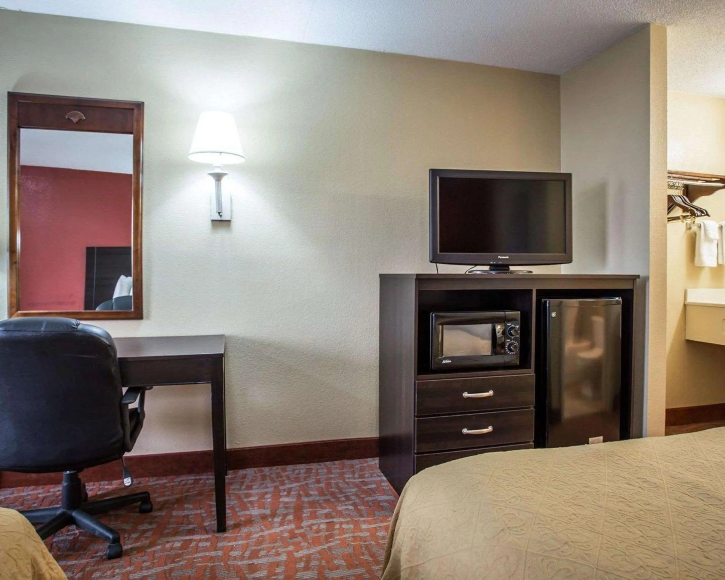 Photo of the whole room in Quality Inn & Suites Monroe