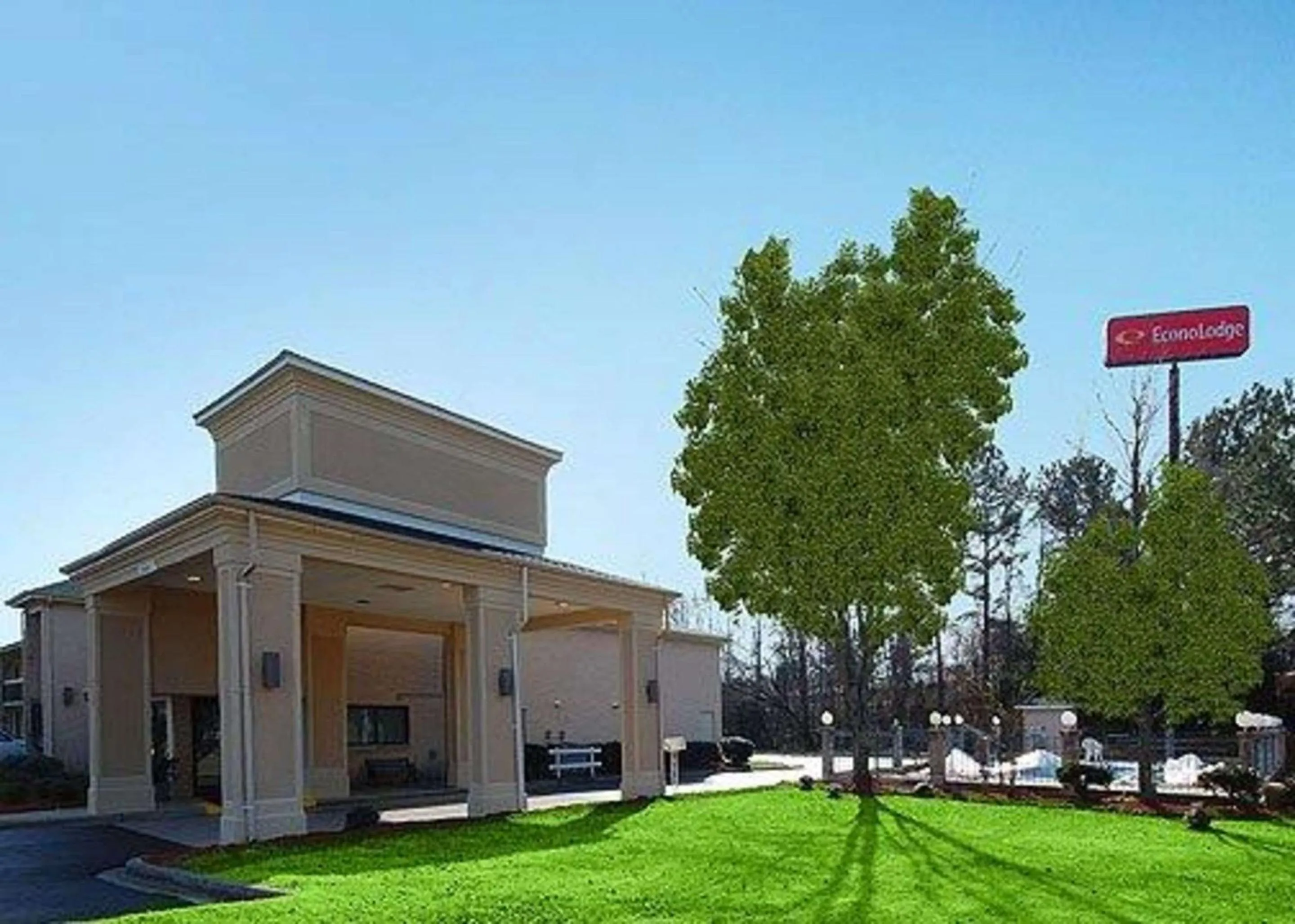 Property Building in OYO Hotel Kannapolis