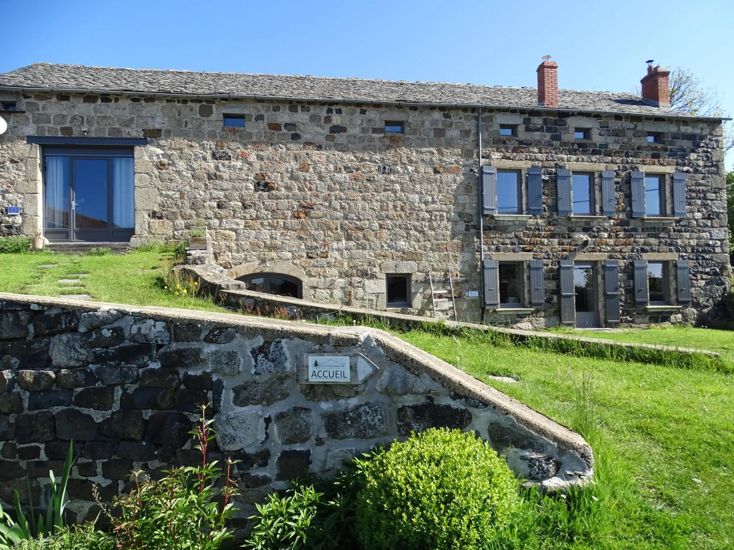 Property building in La Ferme de Madelonnet