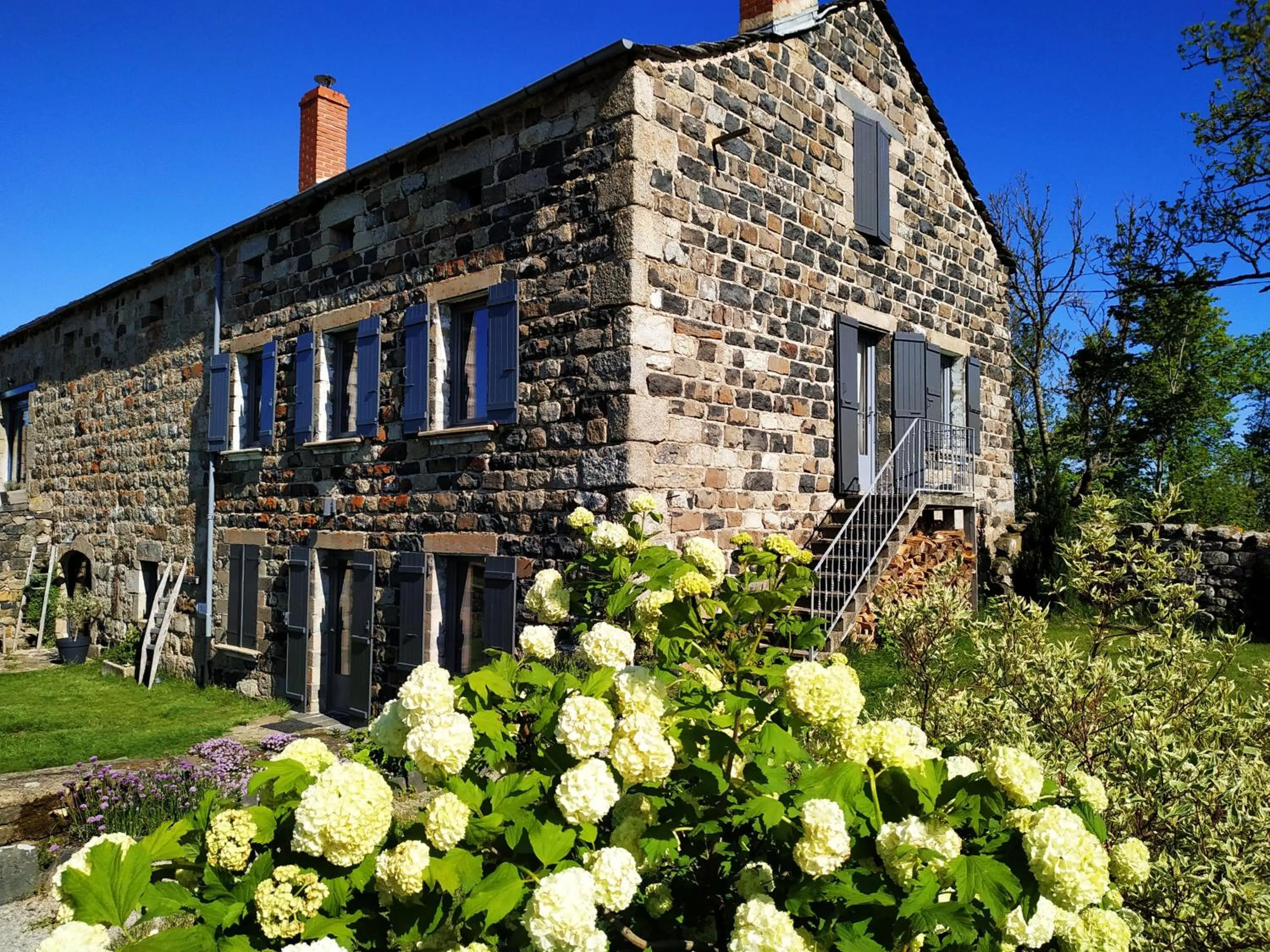 Property building in La Ferme de Madelonnet