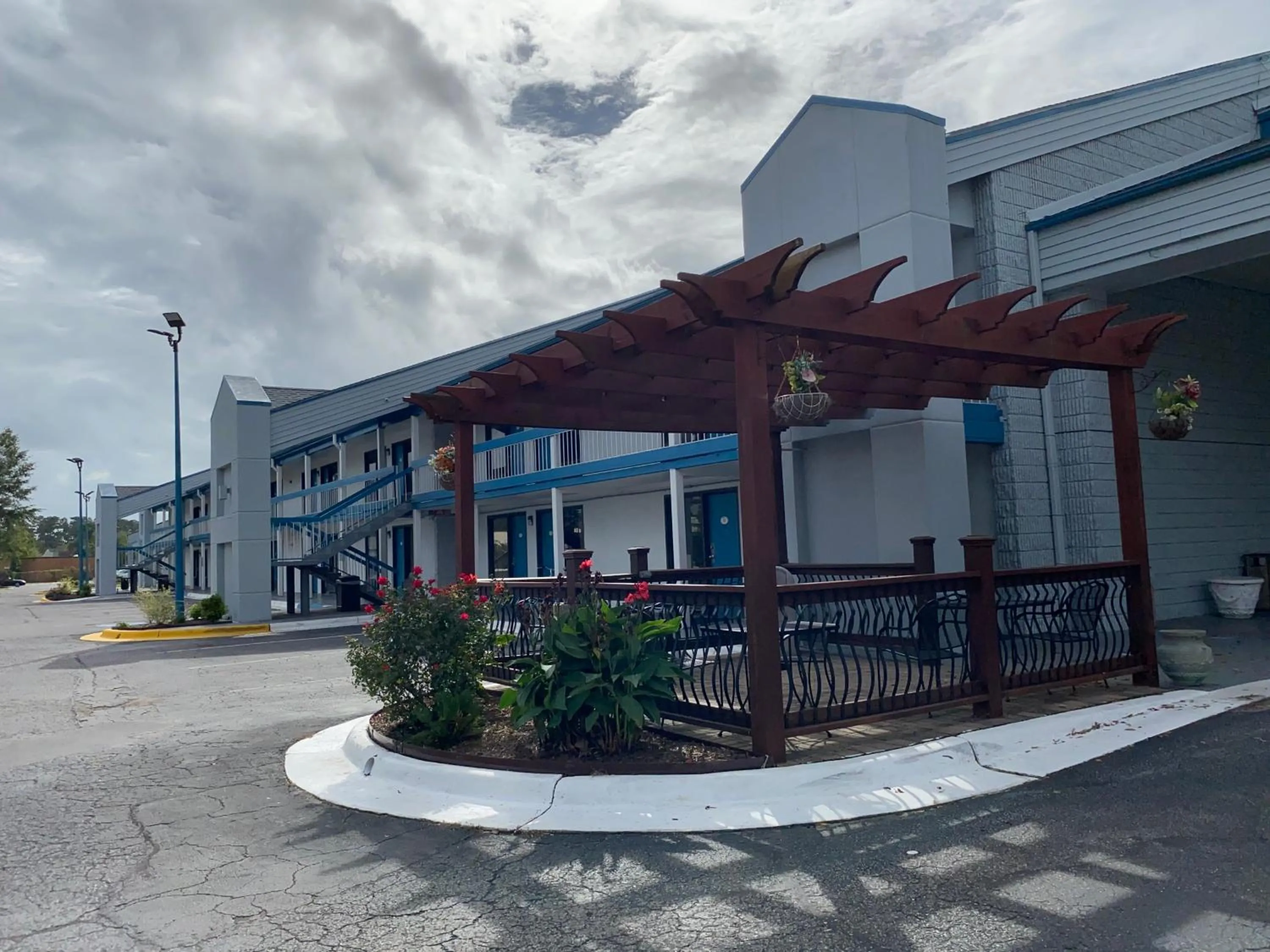 Property building in Baymont by Wyndham Wilmington