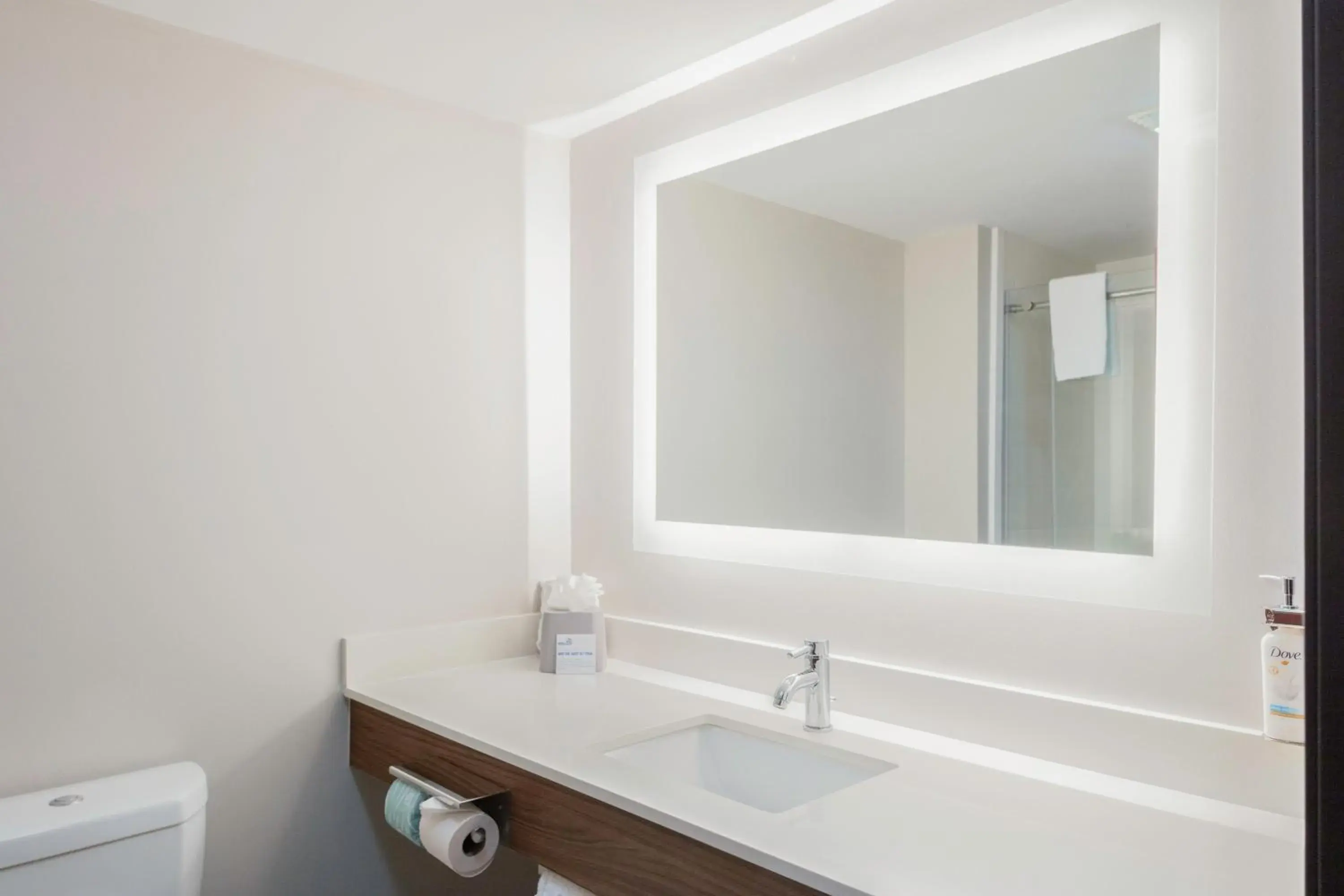 Queen Room with Three Queen Beds in Holiday Inn Express & Suites Roanoke Rapids by IHG Queen Room with Three Queen Beds in Holiday Inn Express & Suites Roanoke Rapids by IHG