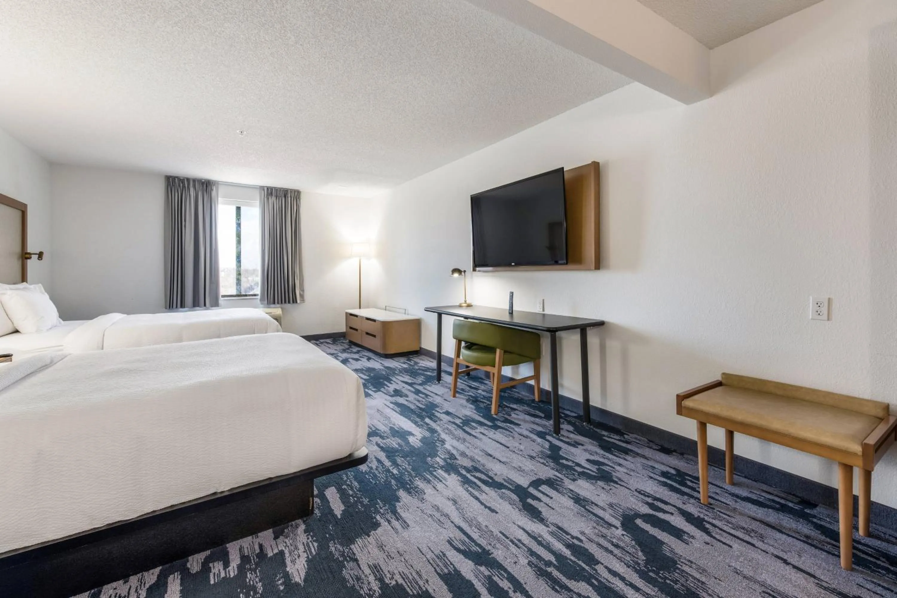 Photo of the whole room, Bed in Fairfield by Marriott Inn & Suites Greensboro Coliseum Area