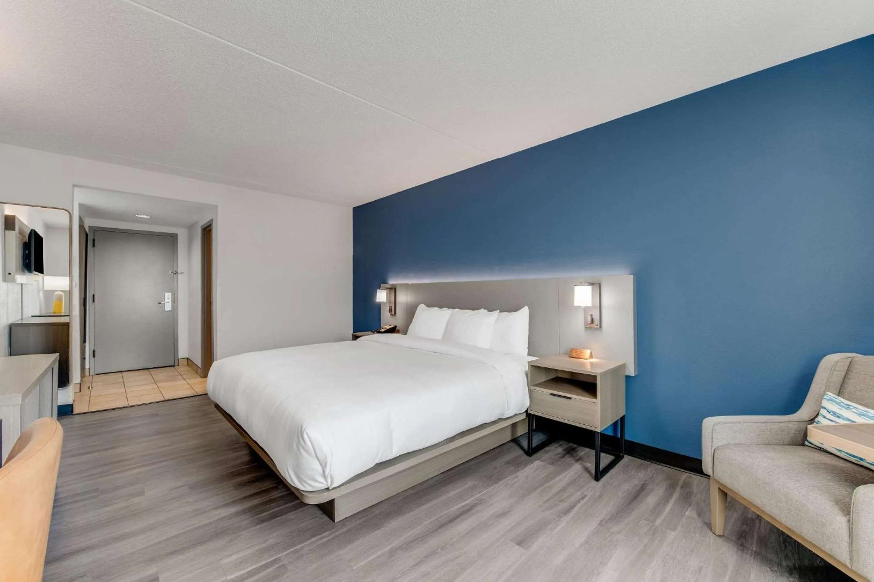 Bedroom, Bed in Comfort Inn Thomasville I-85