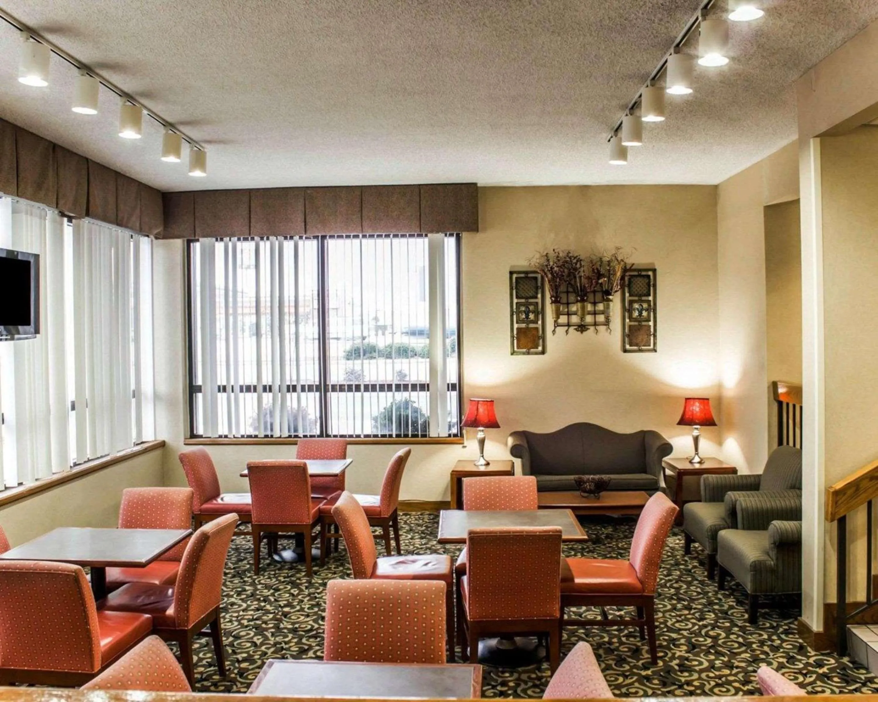 Lobby or reception in Quality Inn Roanoke near Lake Gaston