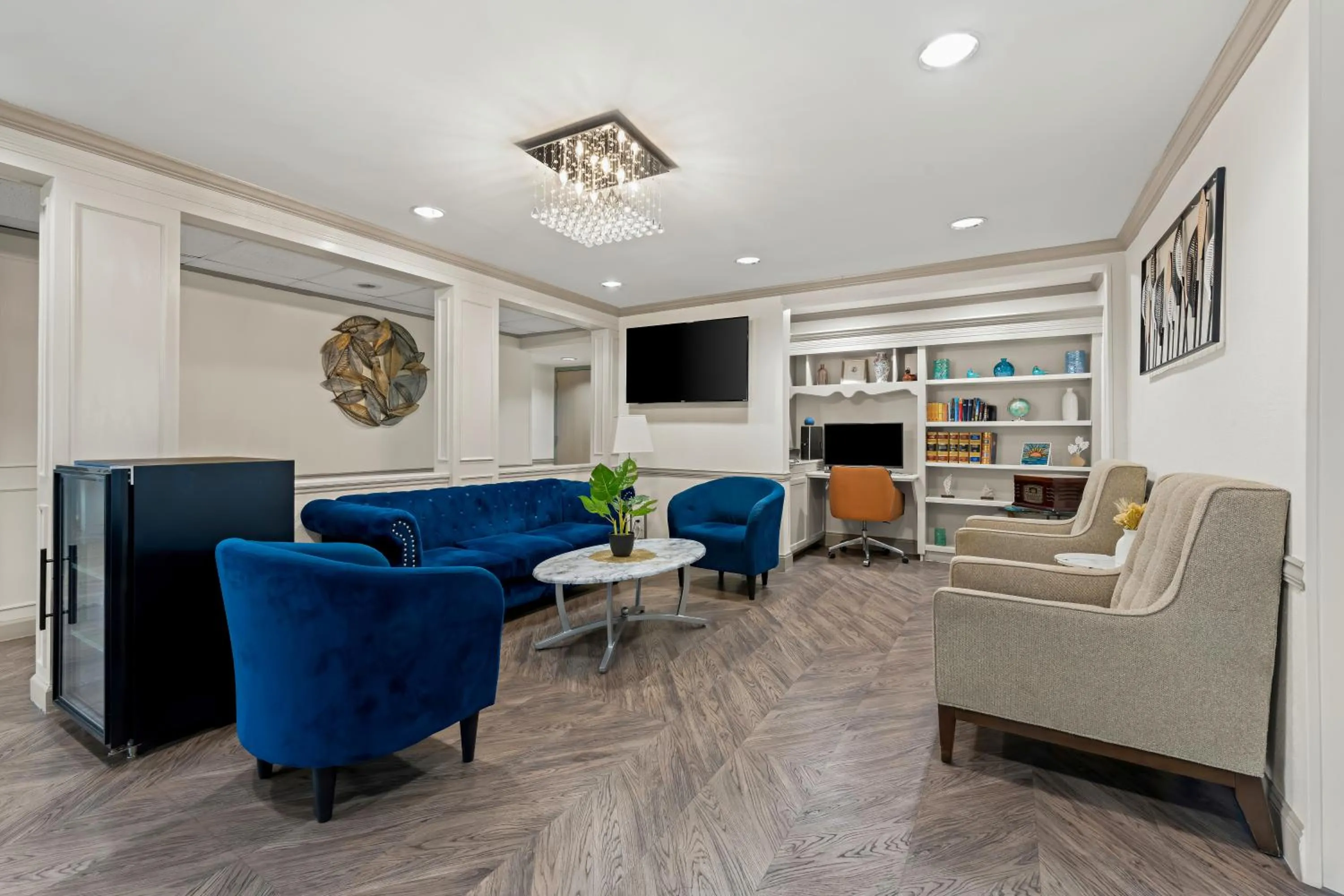 Communal lounge/ TV room in Quality Inn Rocky Mount - Golden East Area