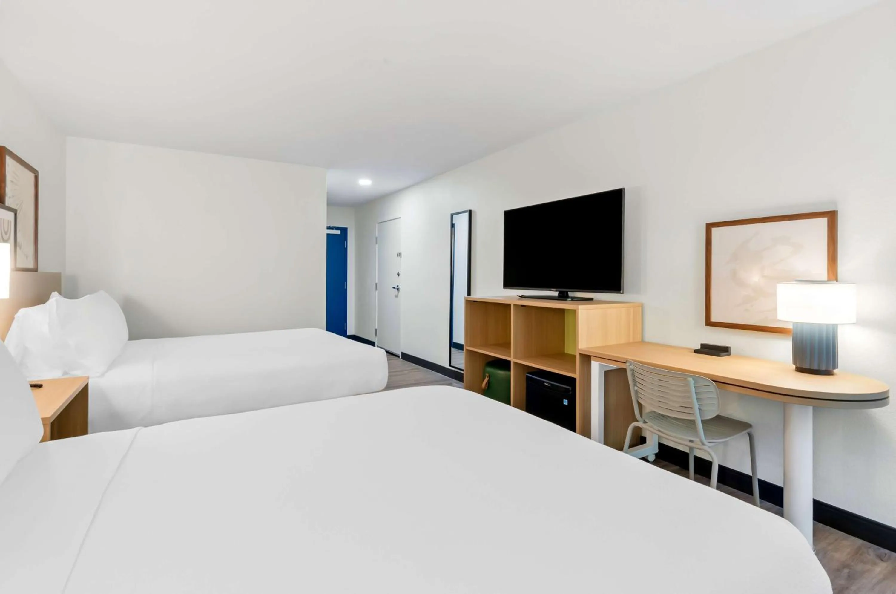 Bed in Spark by Hilton Winston-Salem University