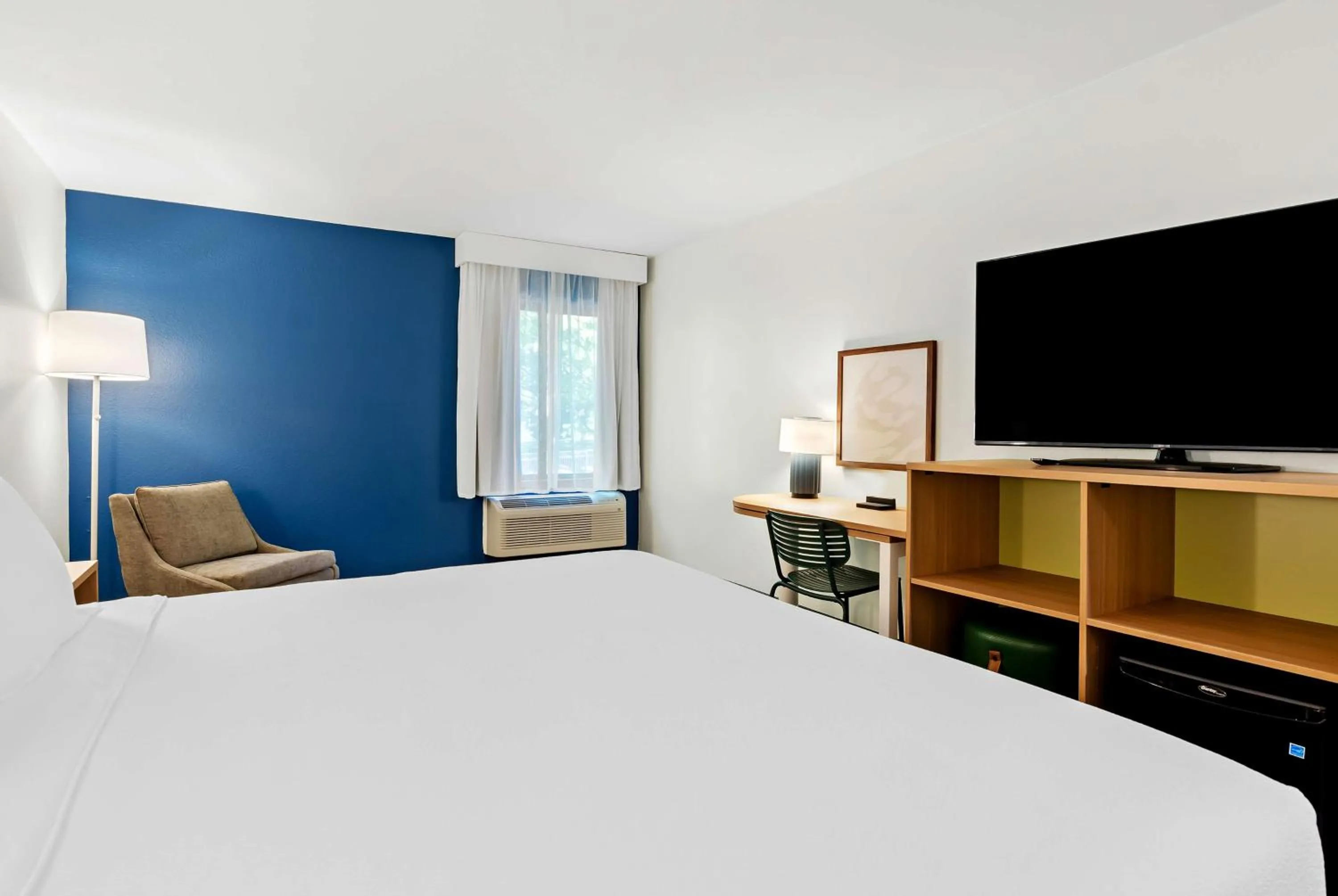 Bed in Spark by Hilton Winston-Salem University