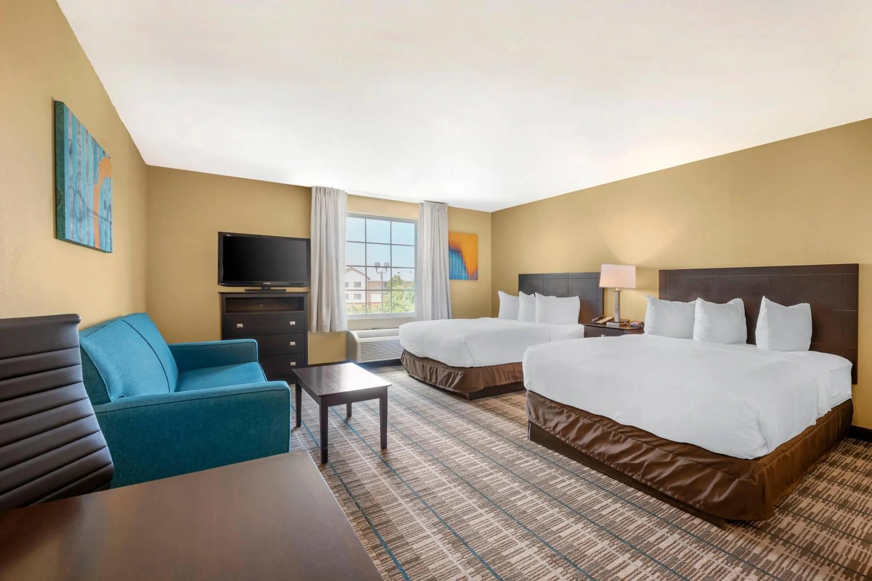 Bedroom, Bed in MainStay Suites Jacksonville near Camp Lejeune