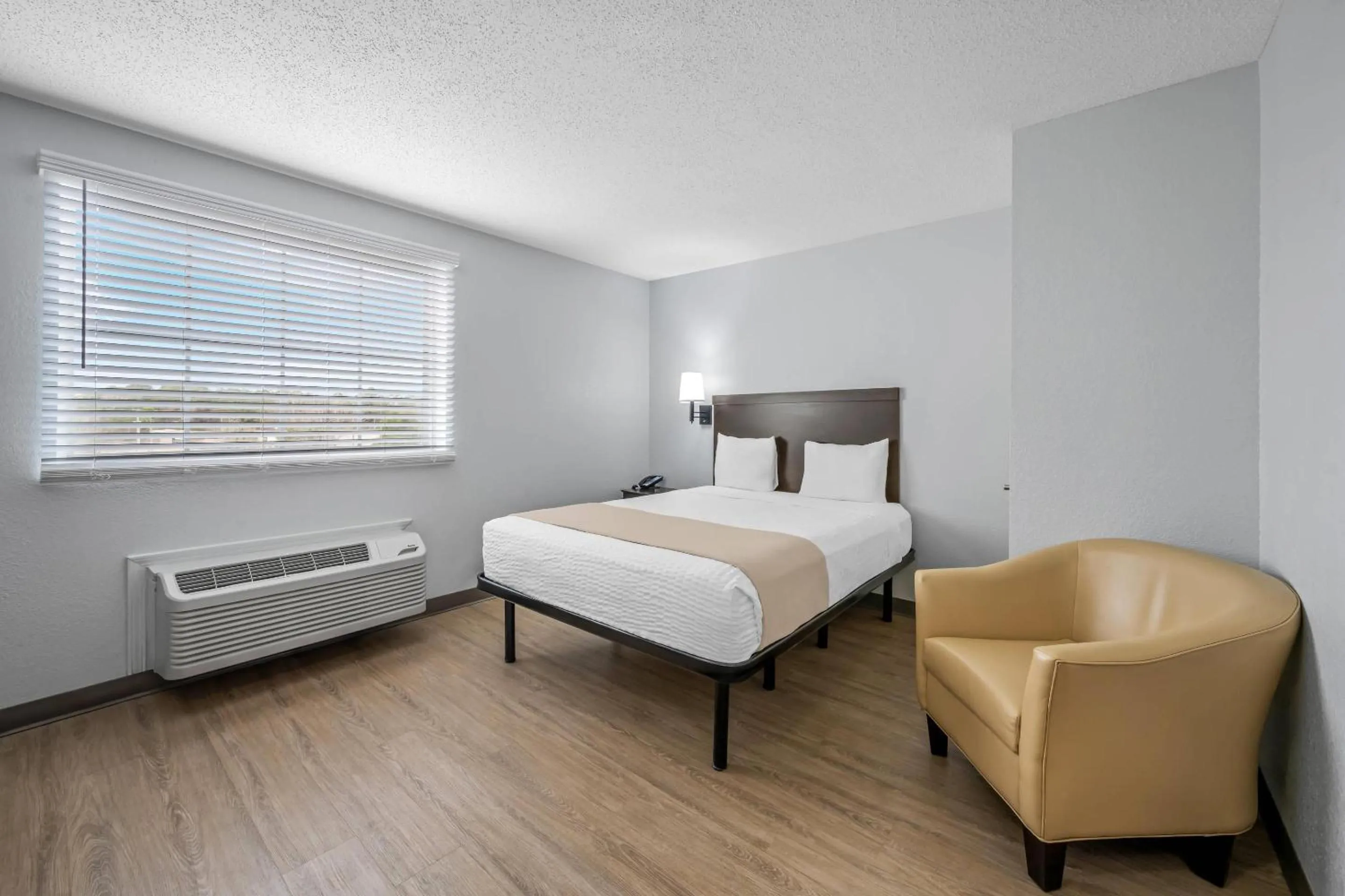 Bedroom, Bed in Suburban Studios Near Camp Lejeune