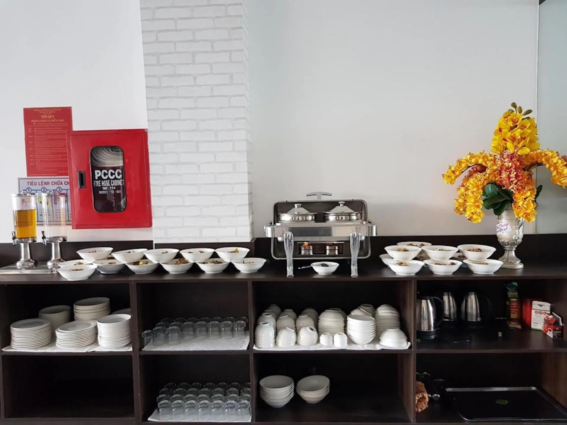 Breakfast in Davue Hotel by THG