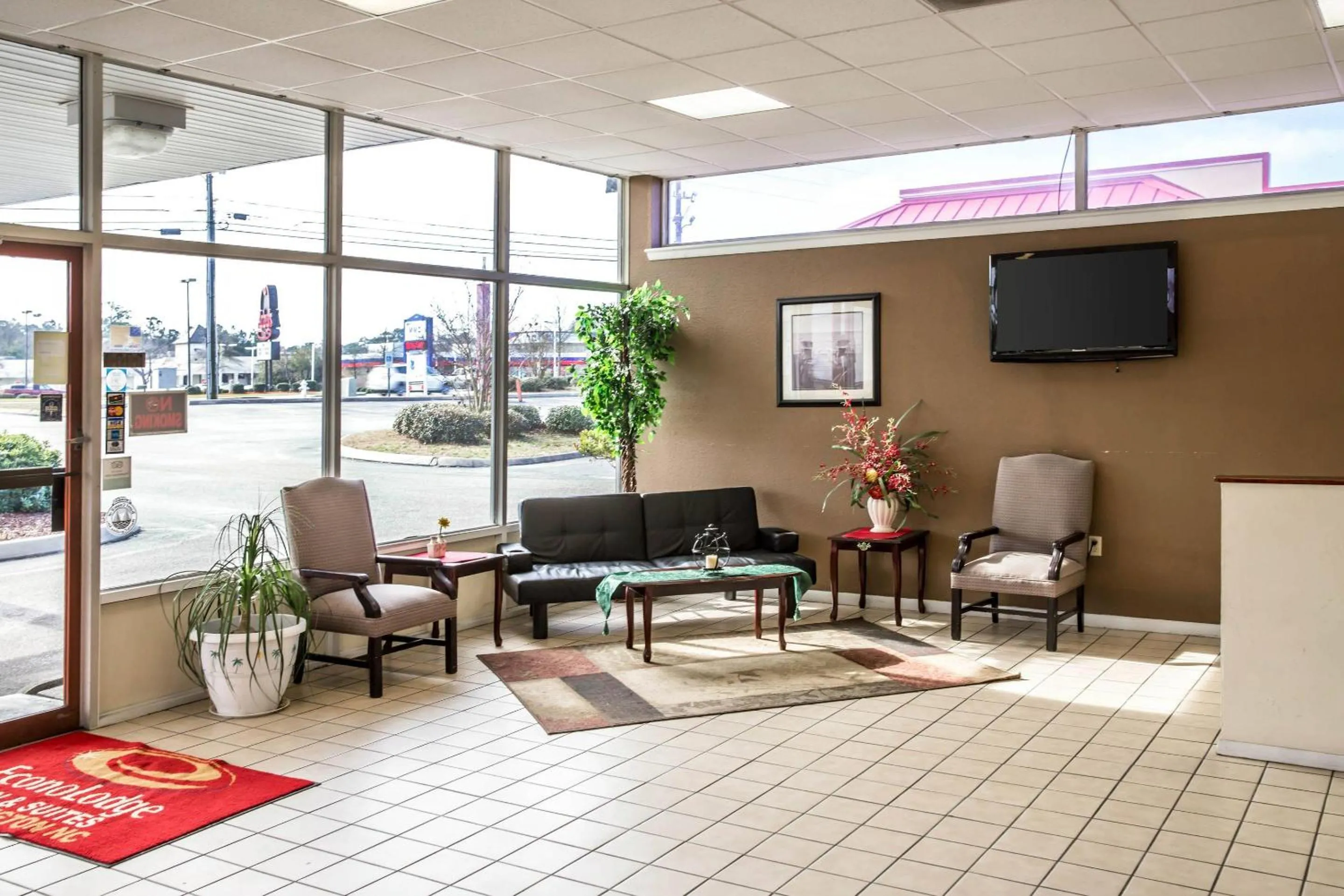 Lobby or reception in Rodeway Inn & Suites Wilmington North