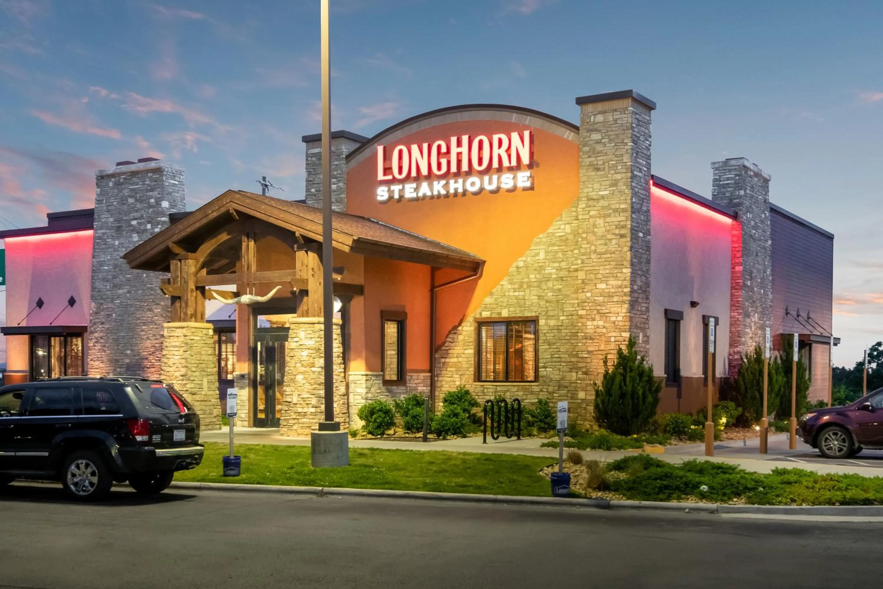 Restaurant/places to eat in Clarion Inn Asheville Airport