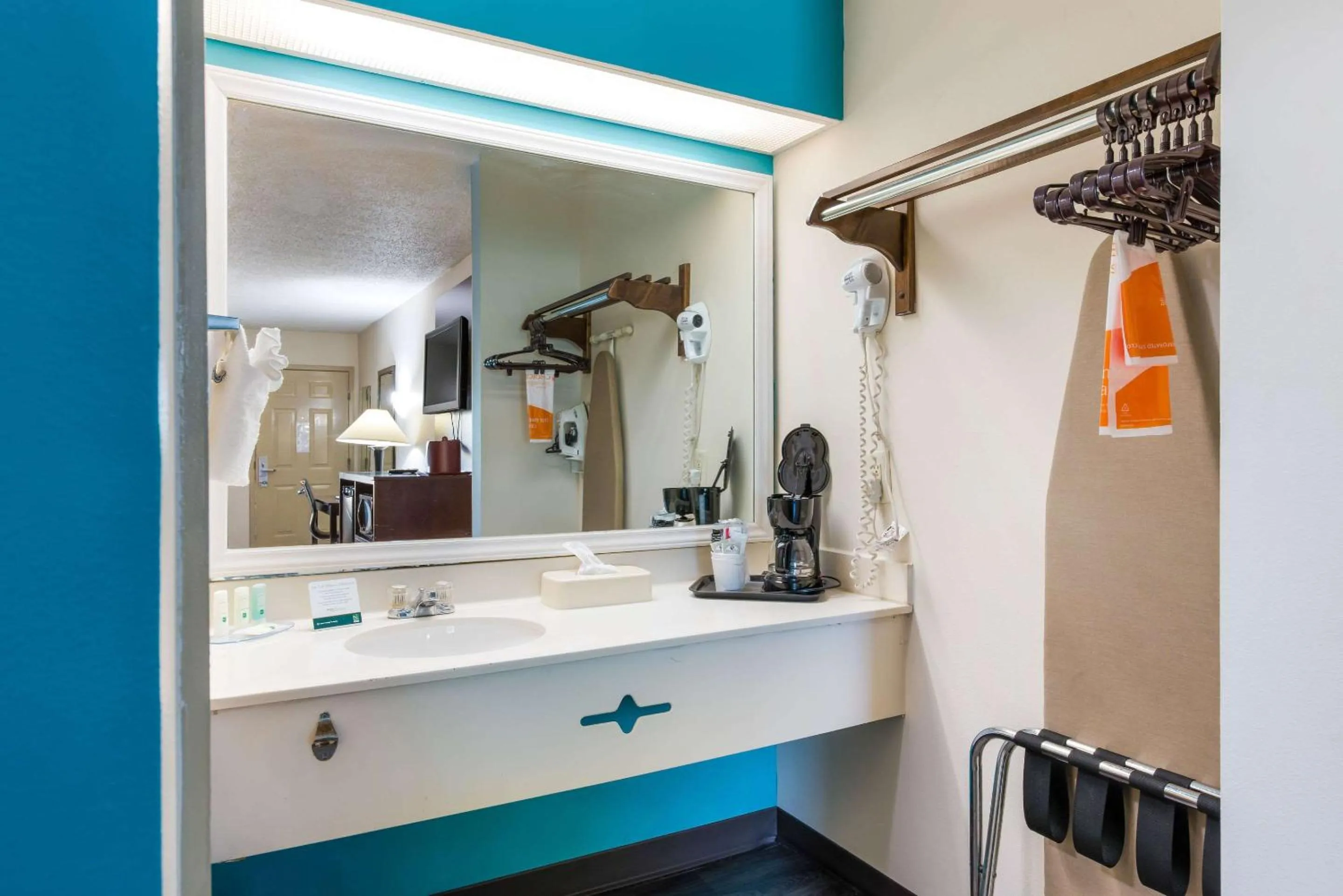 Bedroom in Quality Inn & Suites Rockingham