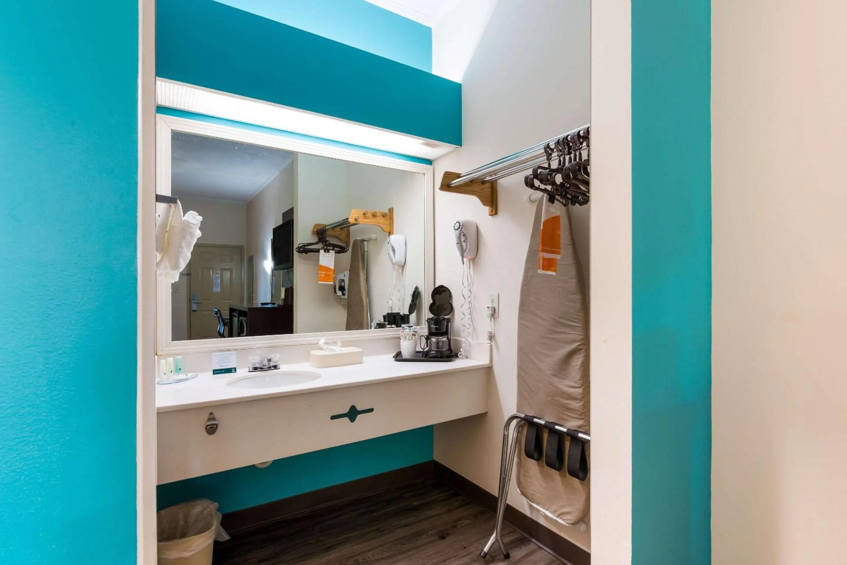 Bedroom in Quality Inn & Suites Rockingham