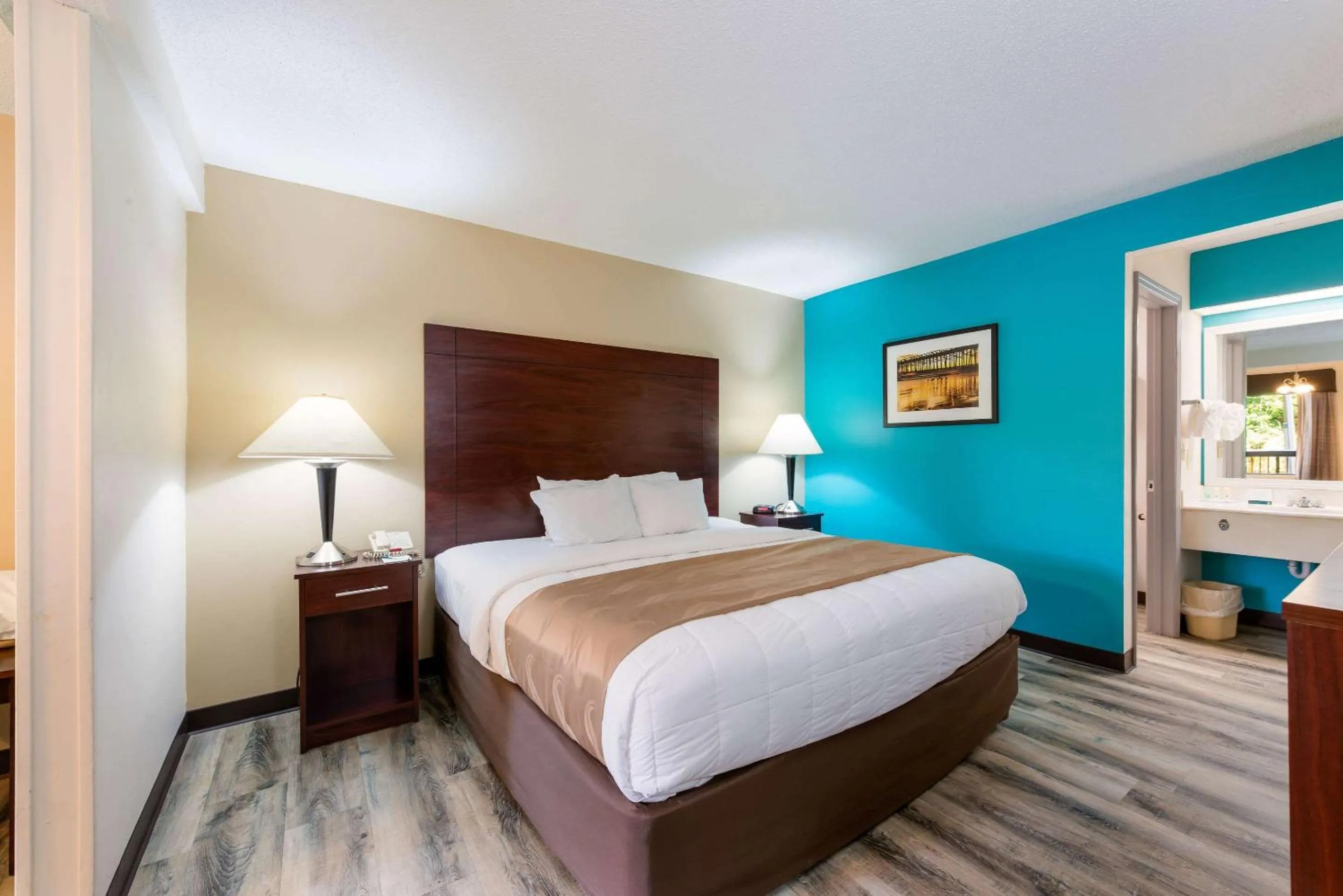 Bedroom, Bed in Quality Inn & Suites Rockingham